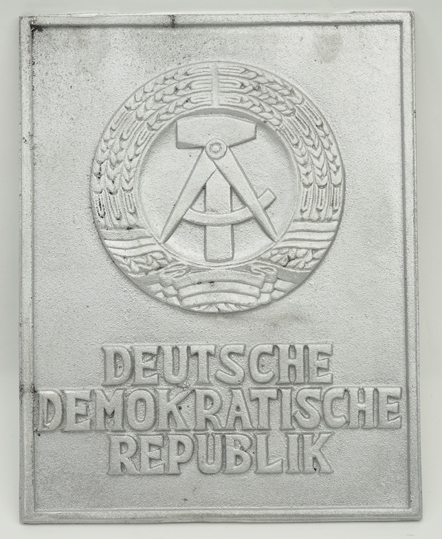 DDR Grenzschild. 