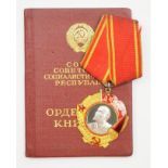 Sowjetunion: Lenin Orden, 5. Modell, 1. Typ, mit Verleihungsbuch.