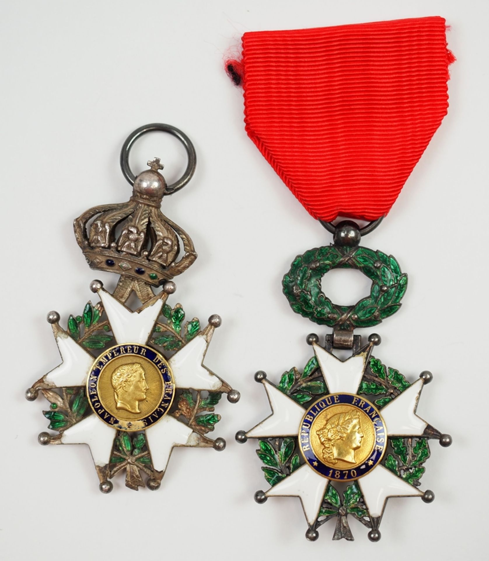 Frankreich: Orden der Ehrenlegion, Ritterkreuz - 2 Exemplare.