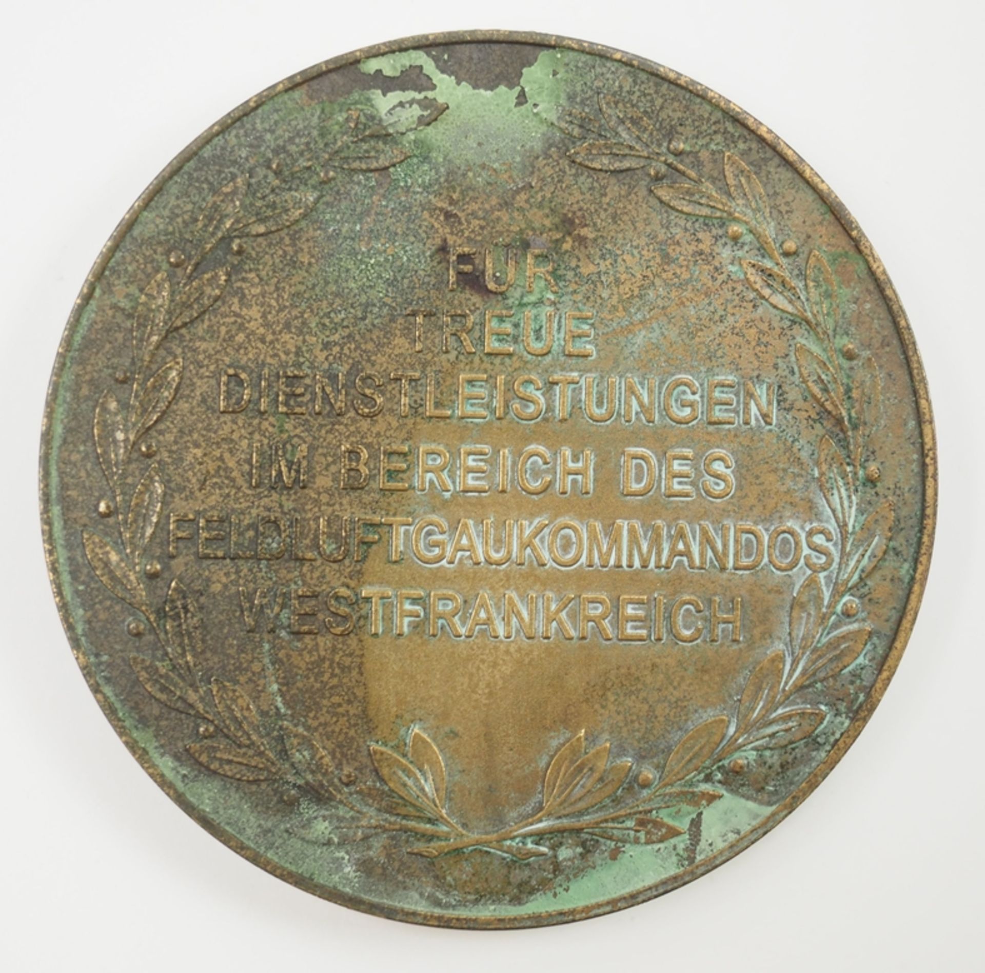 Medaille für Treue Dienstleistungen im Bereich des Feldluftgaukommando Westfrankreich. - Image 2 of 2