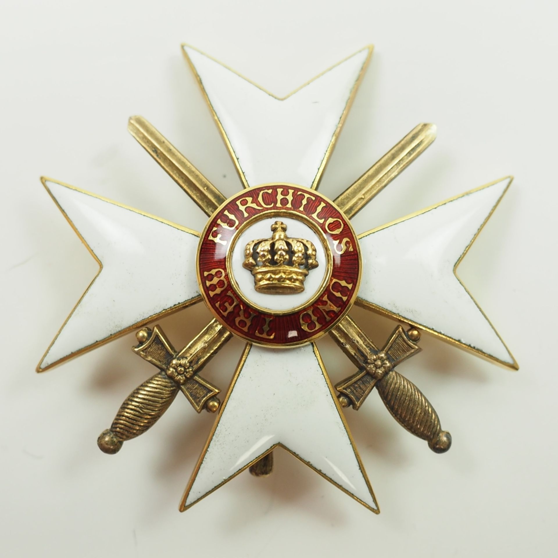 Württemberg: Orden der Württembergischen Krone, Ehrenkreuz mit Schwertern.
