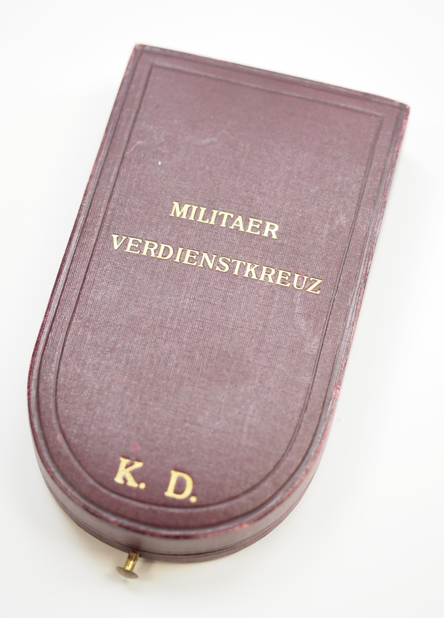 Österreich: Militär-Verdienstkreuz, 3. Klasse mit KD Etui - Rothe.