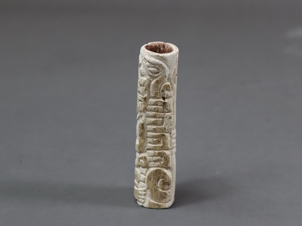 A Chavin Culture Bone Carving with Mythical Deities. Peru 900-250 BC.A good Chavin carving on - Image 6 of 6