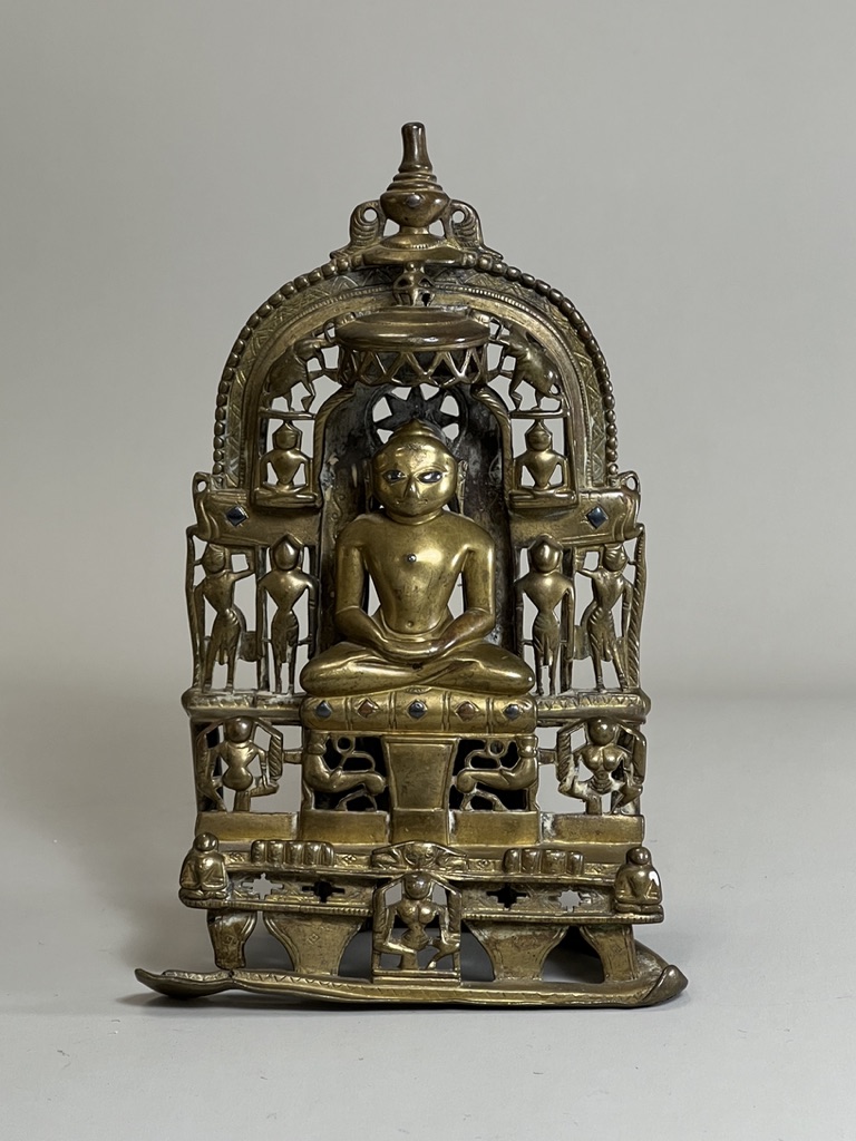 A Bronze Jain shrine. India 15th century.A Jain shrine depicting a Tirthankara with silver inlaid - Image 2 of 18