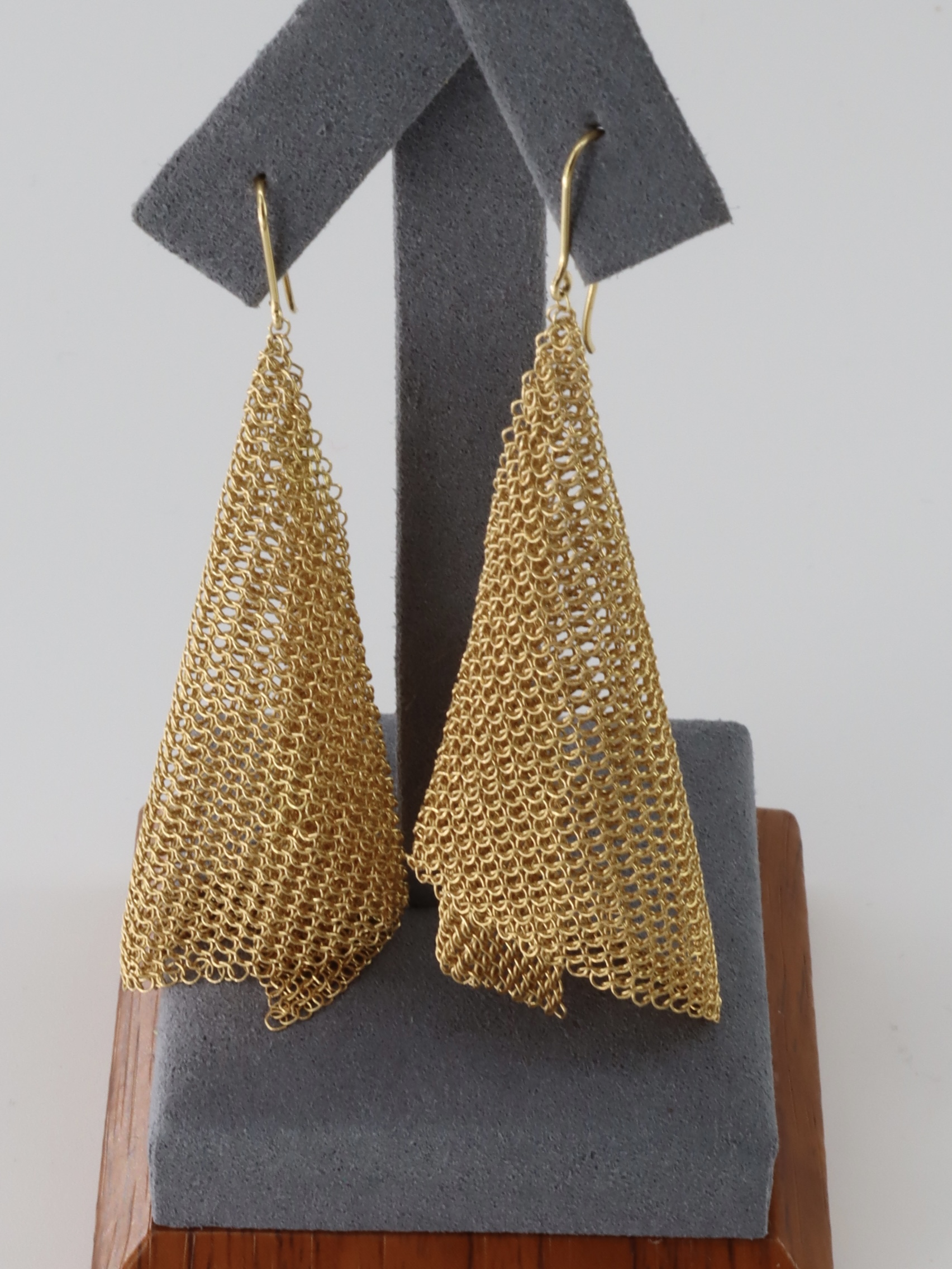 A Pair of Tiffany Gold Earrings signed on post, Tiffany, designed by Elsa Perreti 18kA Pair of - Image 2 of 5