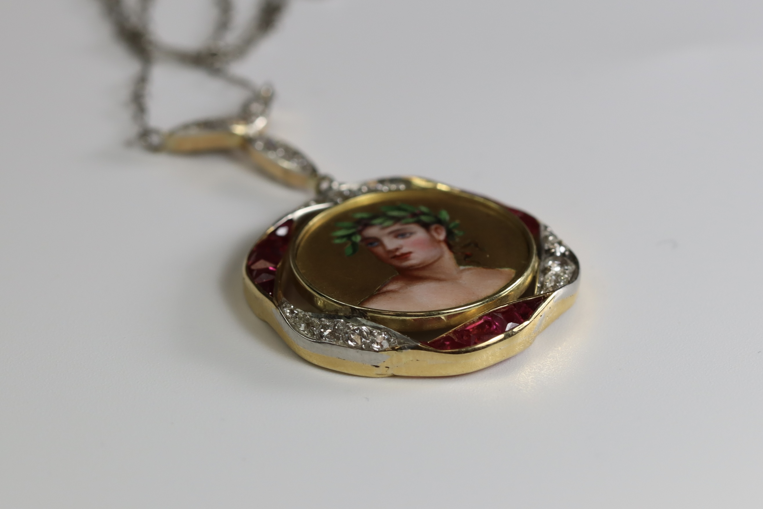 A Pretty Antique Enamel, 18 ct Gold, Ruby and Diamond Pendant,circa1890 the enamel portrait of a - Image 4 of 7