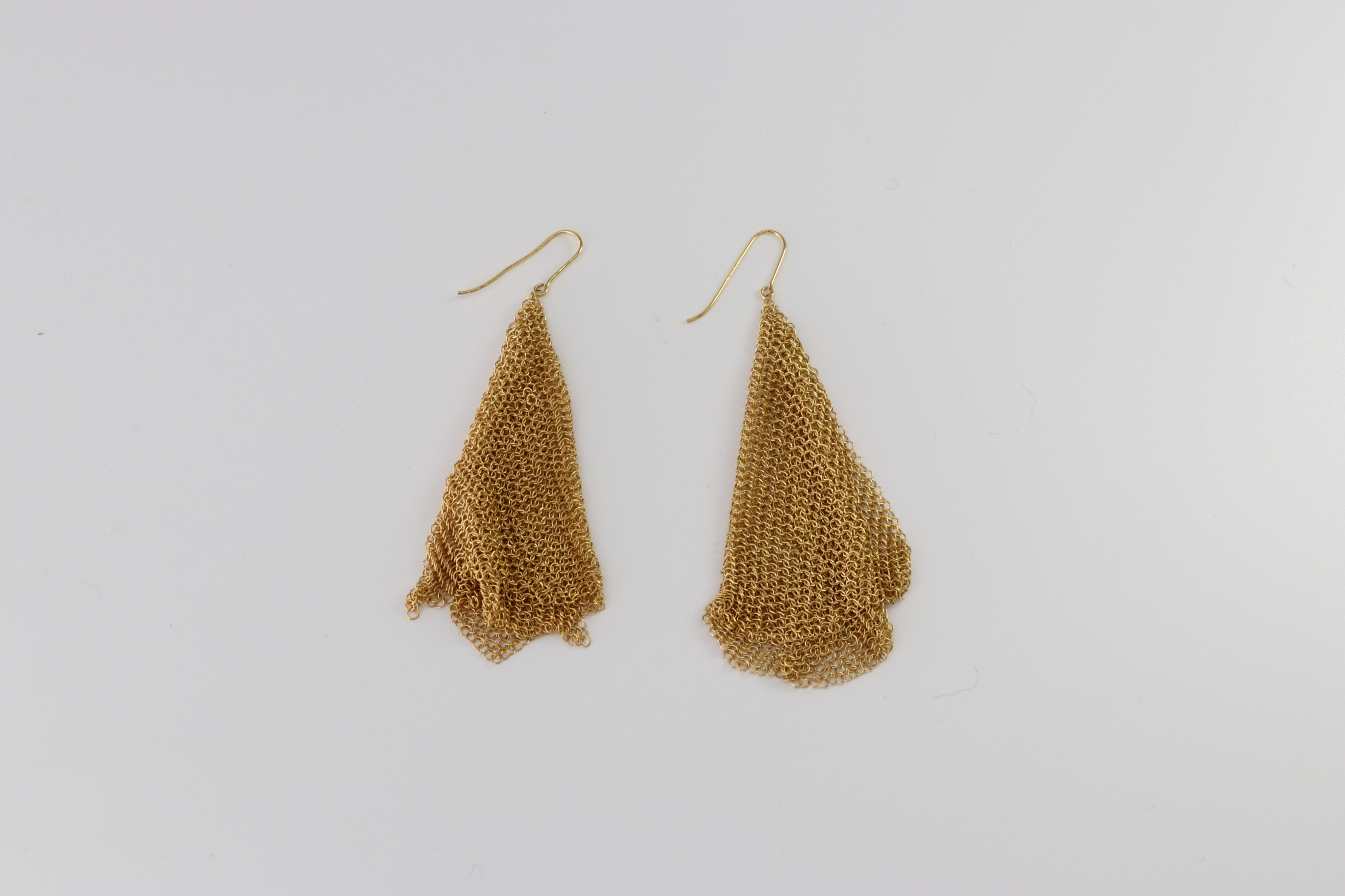 A Pair of Tiffany Gold Earrings signed on post, Tiffany, designed by Elsa Perreti 18kA Pair of - Image 5 of 5