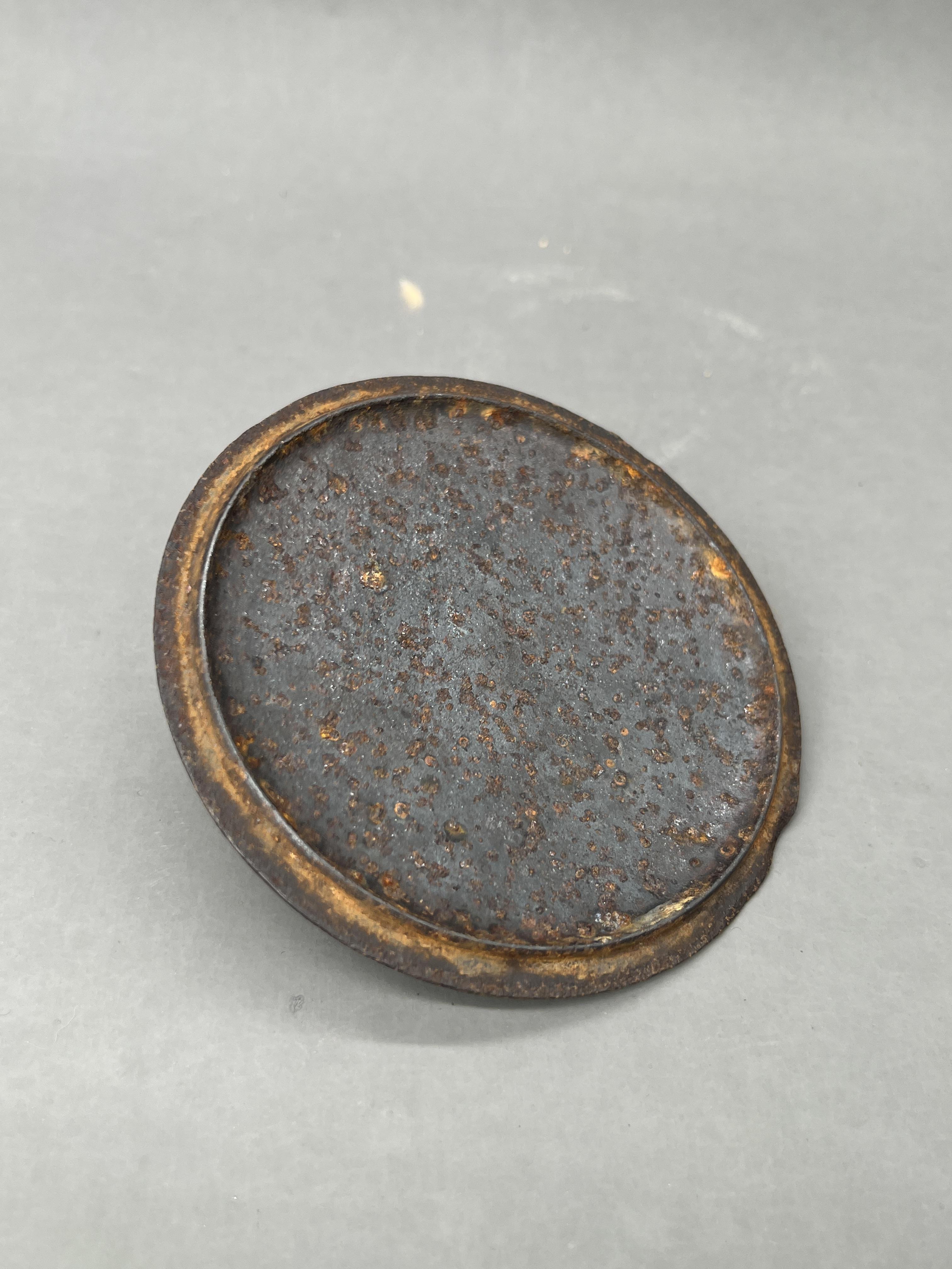 A Pair of Tetsubin Kettles, Japan, 19th Century.A pair of iron kettles (tetsubin) H:21cm, 25cm; - Image 9 of 17