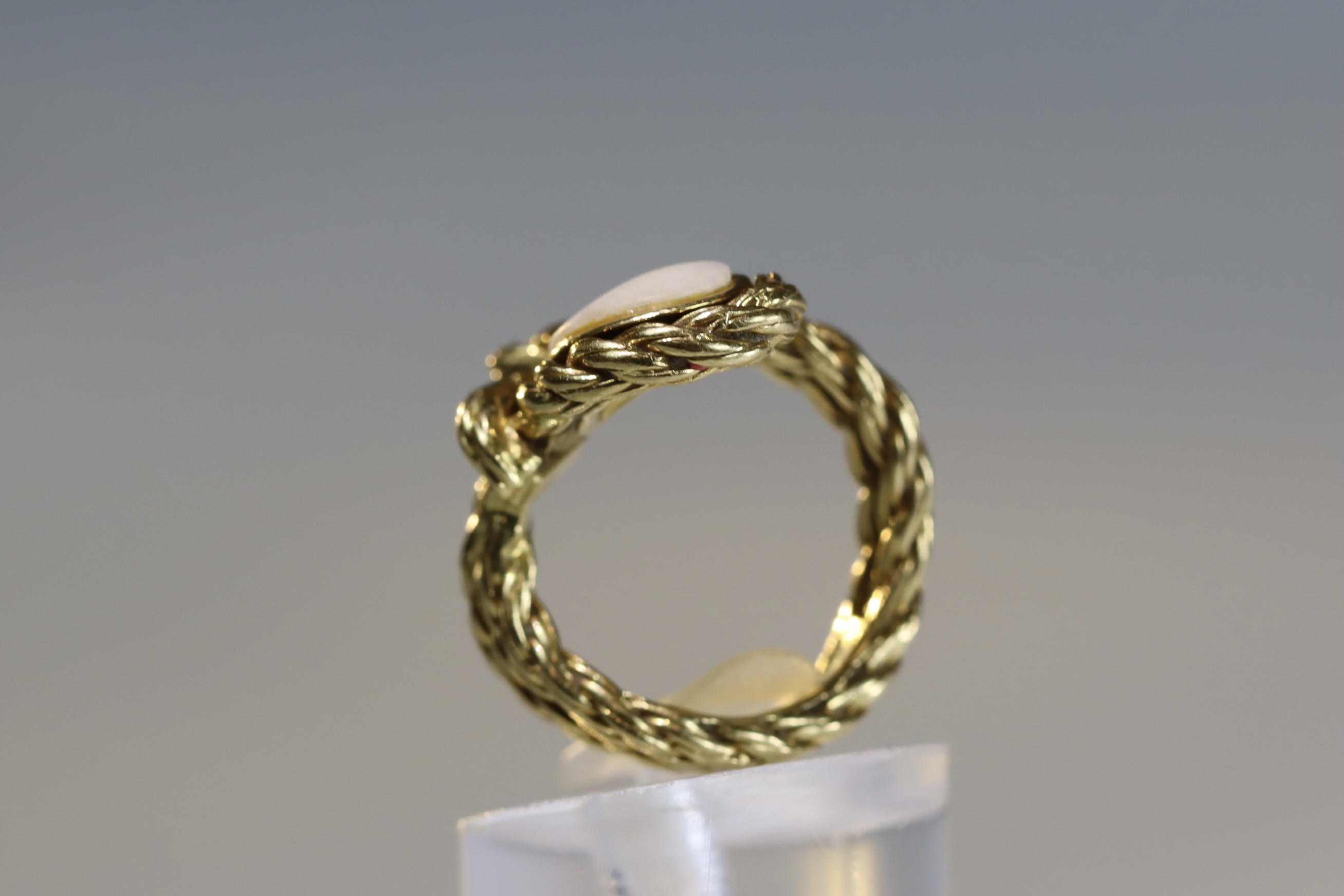A Kutchinsky White Coral Ring set in 18k Gold, signed in full.dated 1975 size j size j - Image 8 of 14