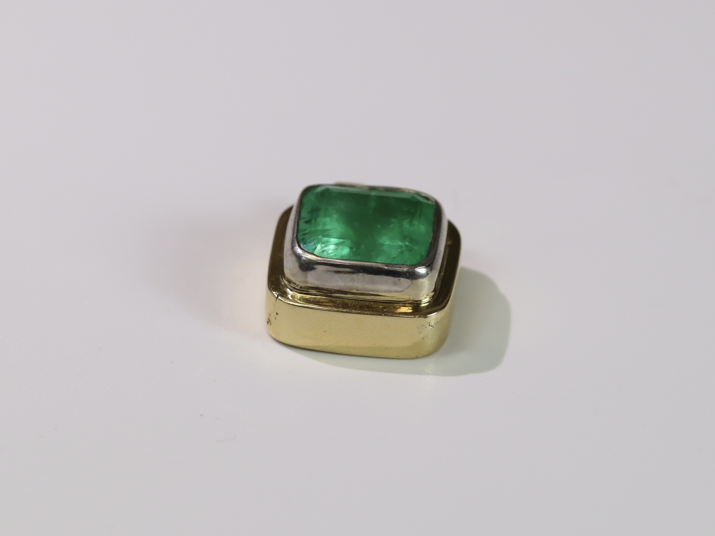 A Large Emerald Single Stone Pendant, the cushion shaped single stone emerald weighing approx. 12 - Image 2 of 10