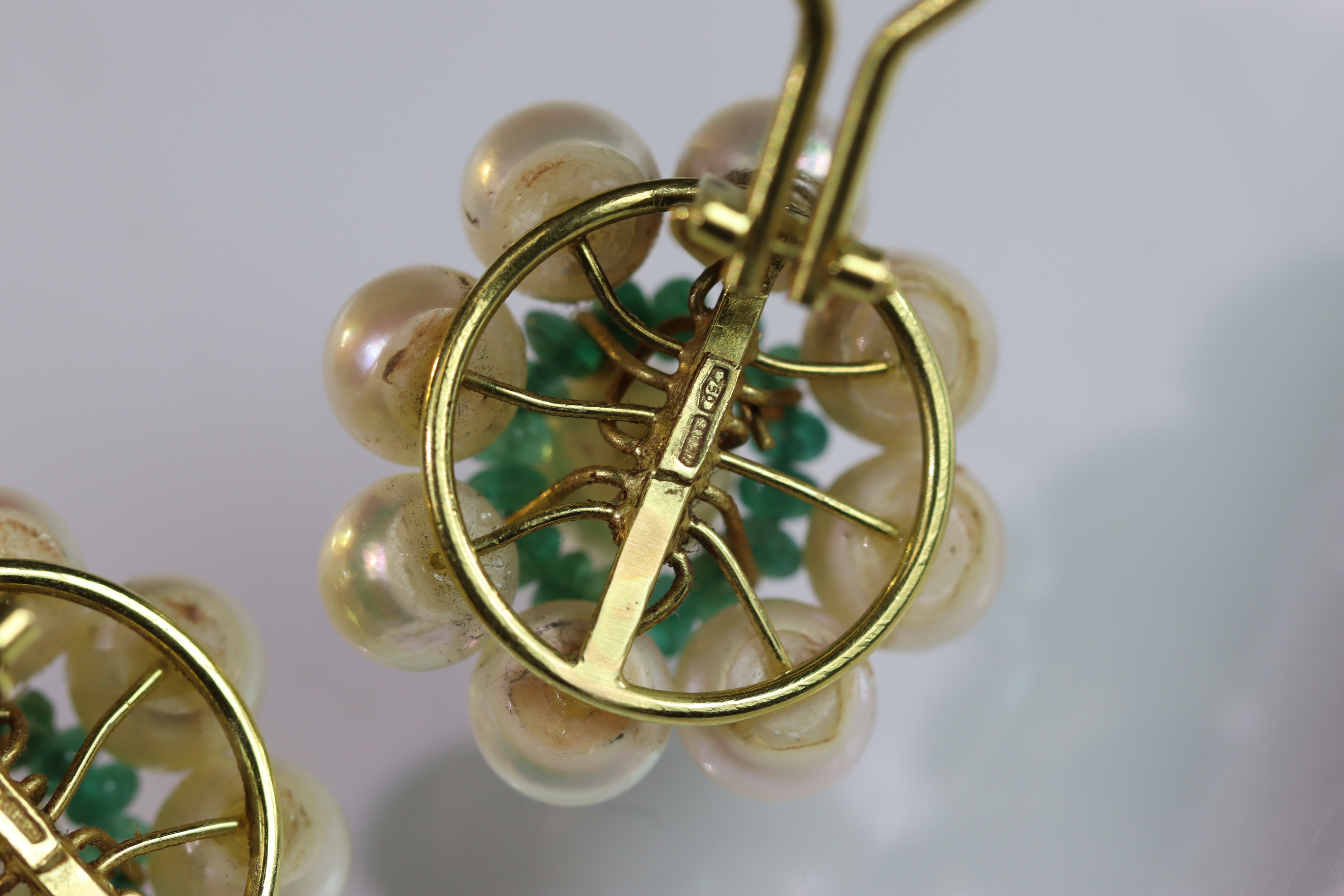 A Pair of Cultured Pearl and Emerald Circular Cluster Earrings each set with a 7.9mm cultured - Image 12 of 13