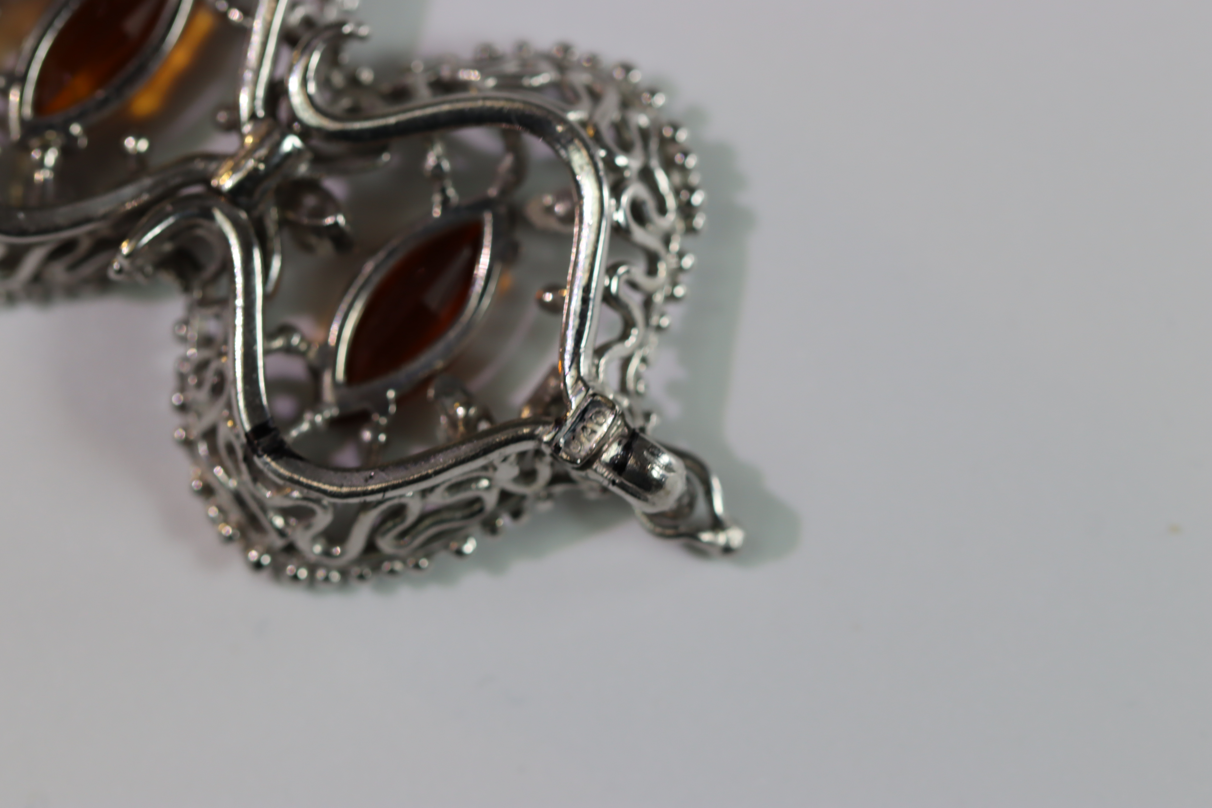 A John Donald white Gold Bracelet with Citrines, signed JAD in cartouche dated 1973ï¼ŒBritish - Image 17 of 21