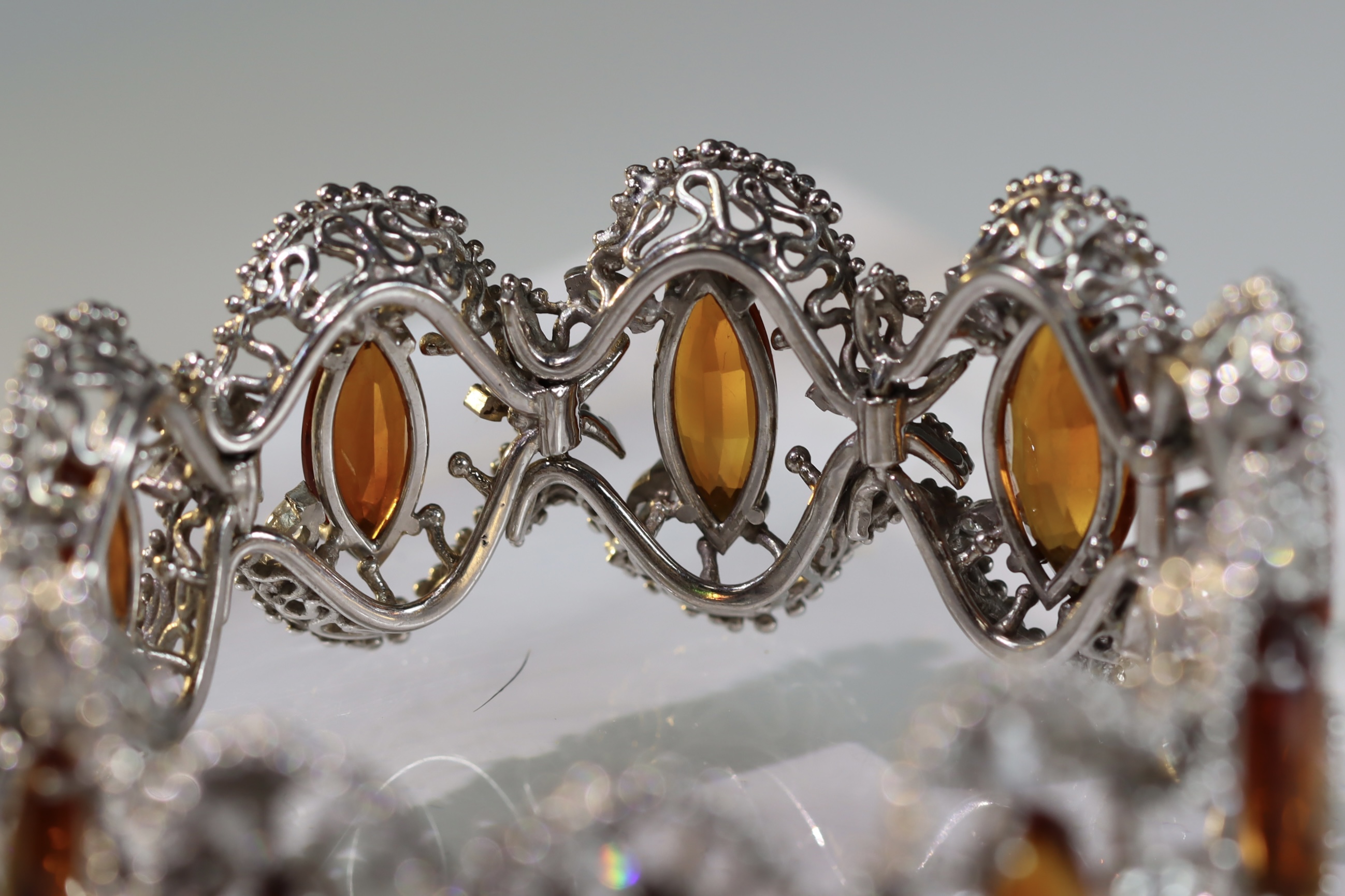 A John Donald white Gold Bracelet with Citrines, signed JAD in cartouche dated 1973ï¼ŒBritish - Image 8 of 21