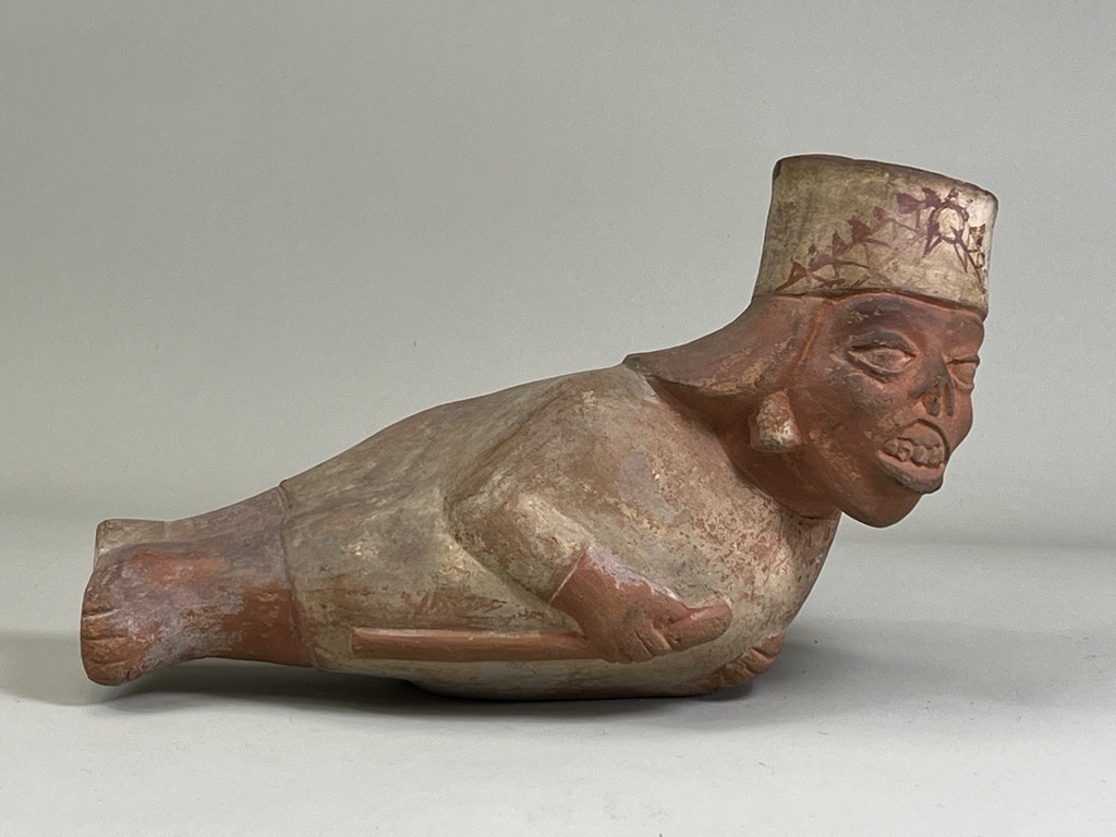 A Moche Culture Figure Figure with Cleft Lip Vessel. Peru ca. 100-700 AD.The terracotta vessel - Image 5 of 14