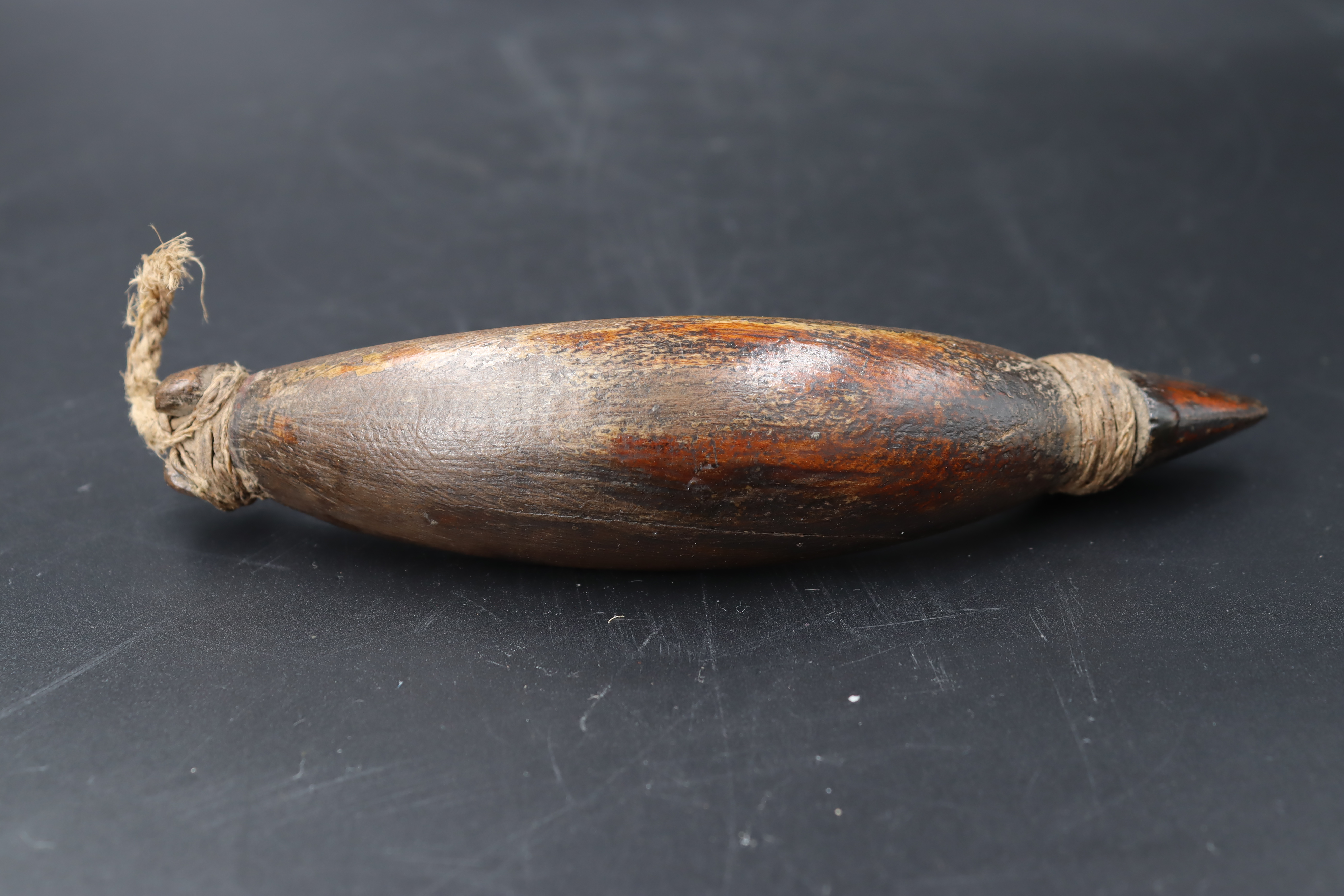 A Large Maori Fish Hook. New Zealand. Ca. 19th century.A good Maori fish lure made with wood, - Image 9 of 11