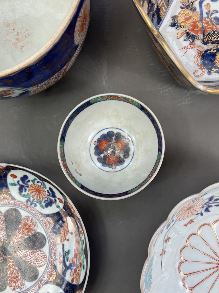 Five Japanese Imari Wares,c.1700the attractive group comprising a tureen, a deep faceted bowl, a - Image 5 of 12