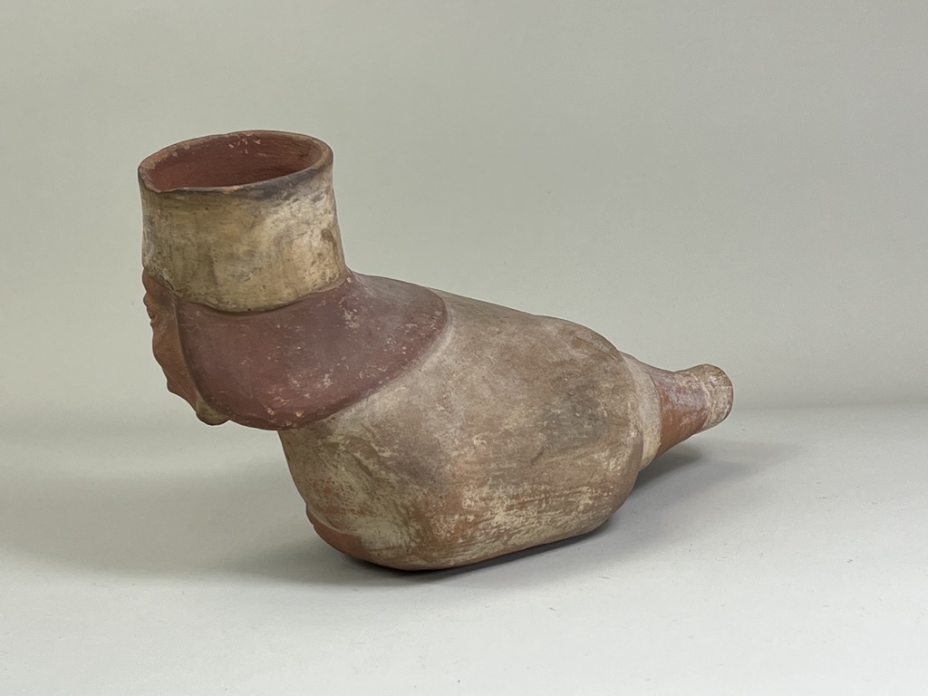 A Moche Culture Figure Figure with Cleft Lip Vessel. Peru ca. 100-700 AD.The terracotta vessel - Image 3 of 14