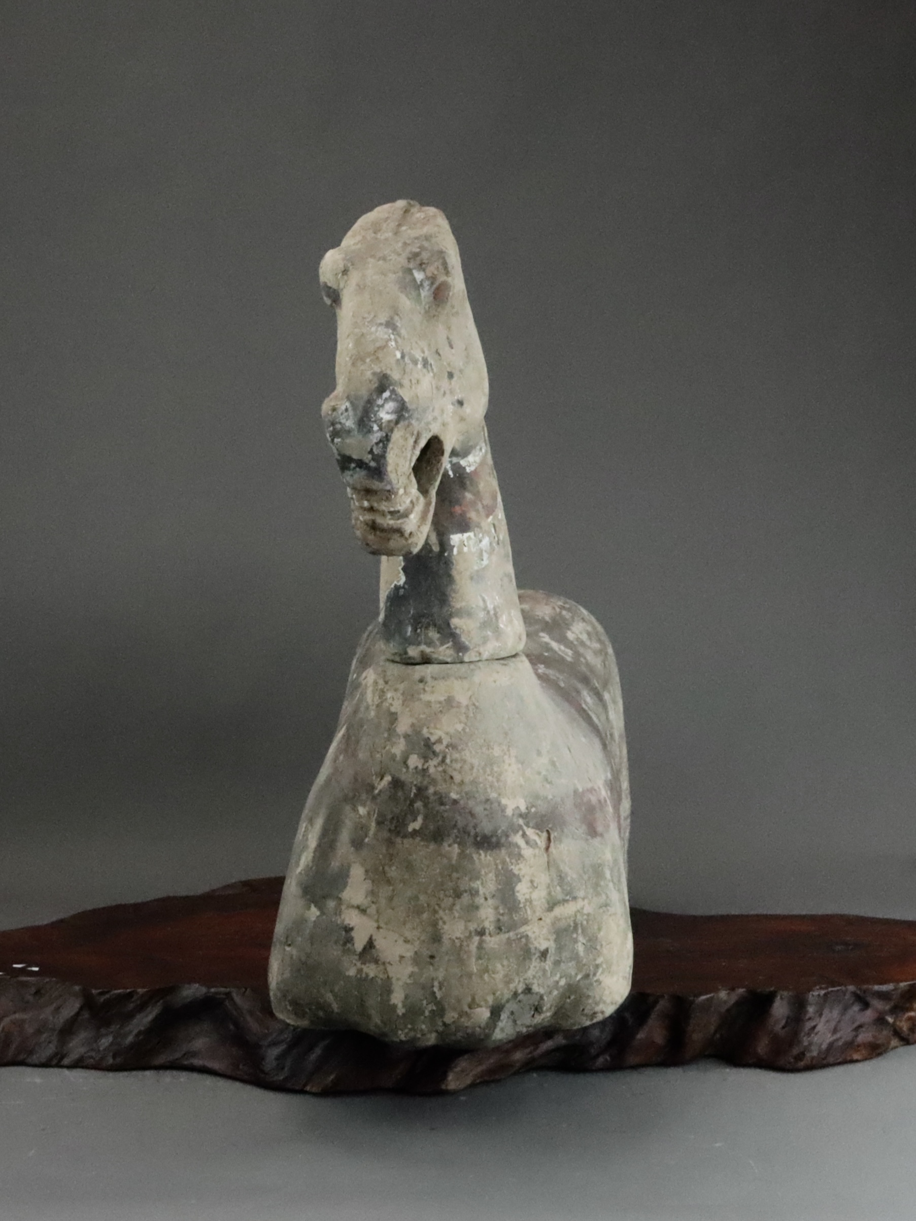 A Painted Pottery Horse with wood stand, Han dynasty - Image 7 of 9