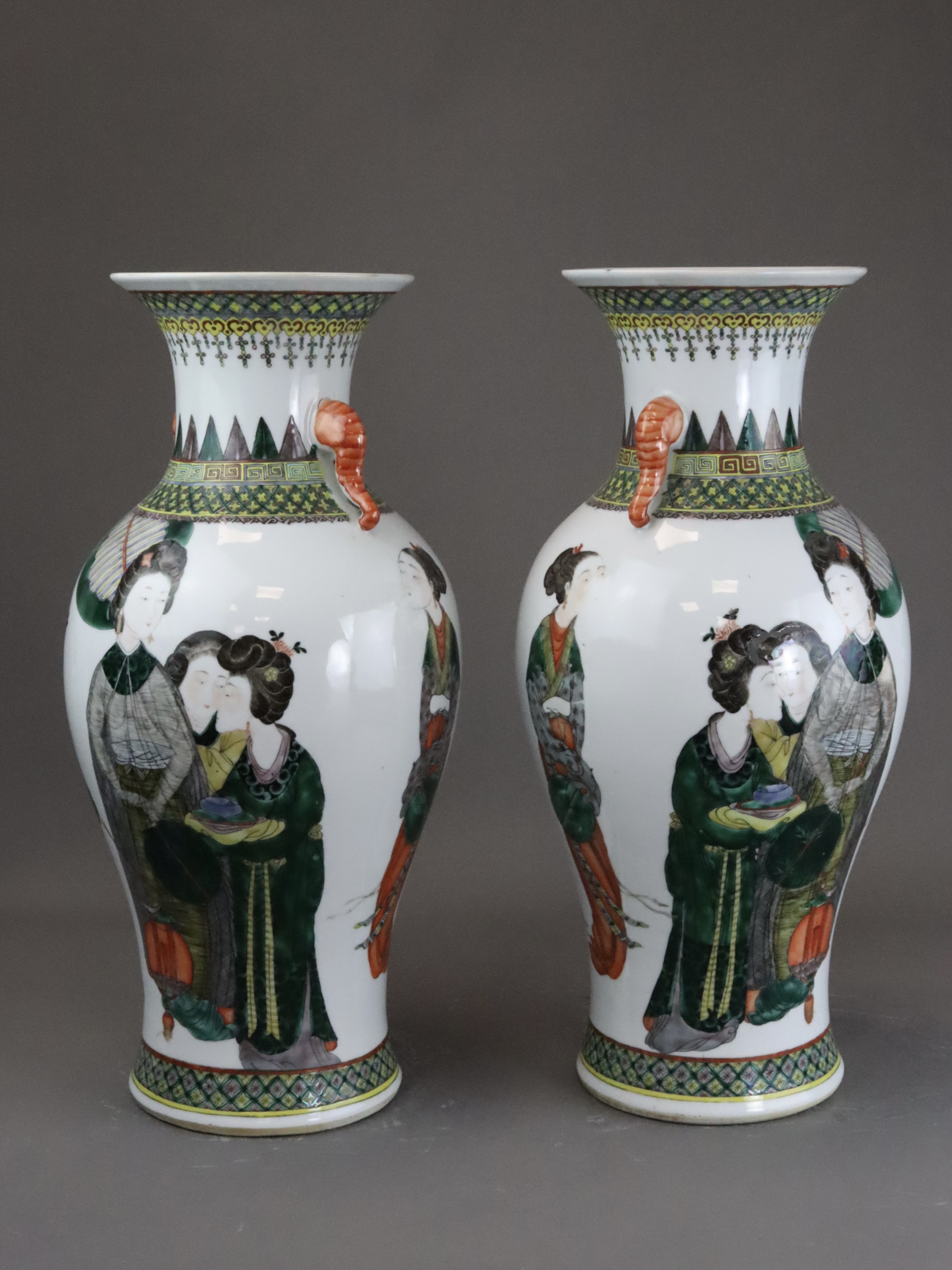 A  Pair of Erotic 'famille verte' Vases, 19th century - Image 8 of 11