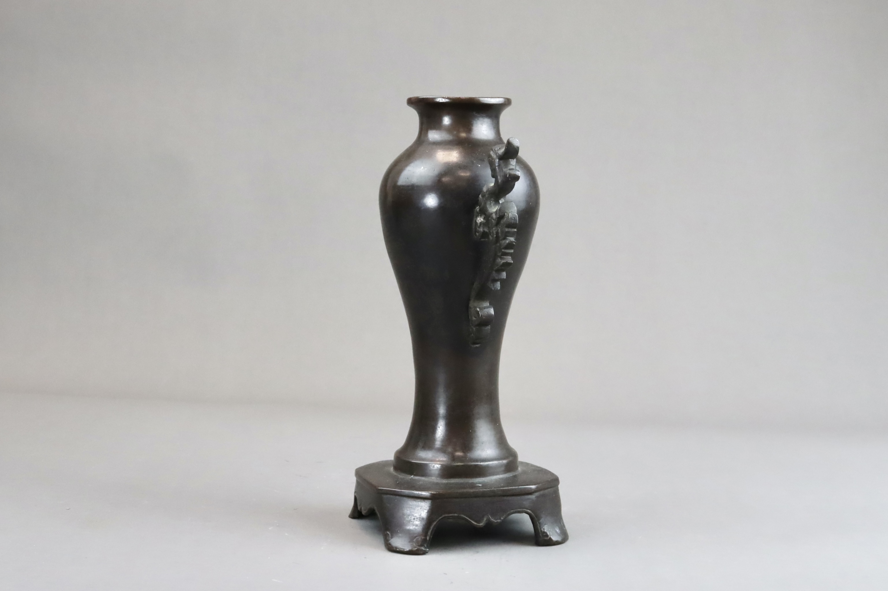 A Bronze Phoenix Handled Vase, Ming dynasty, - Image 5 of 7