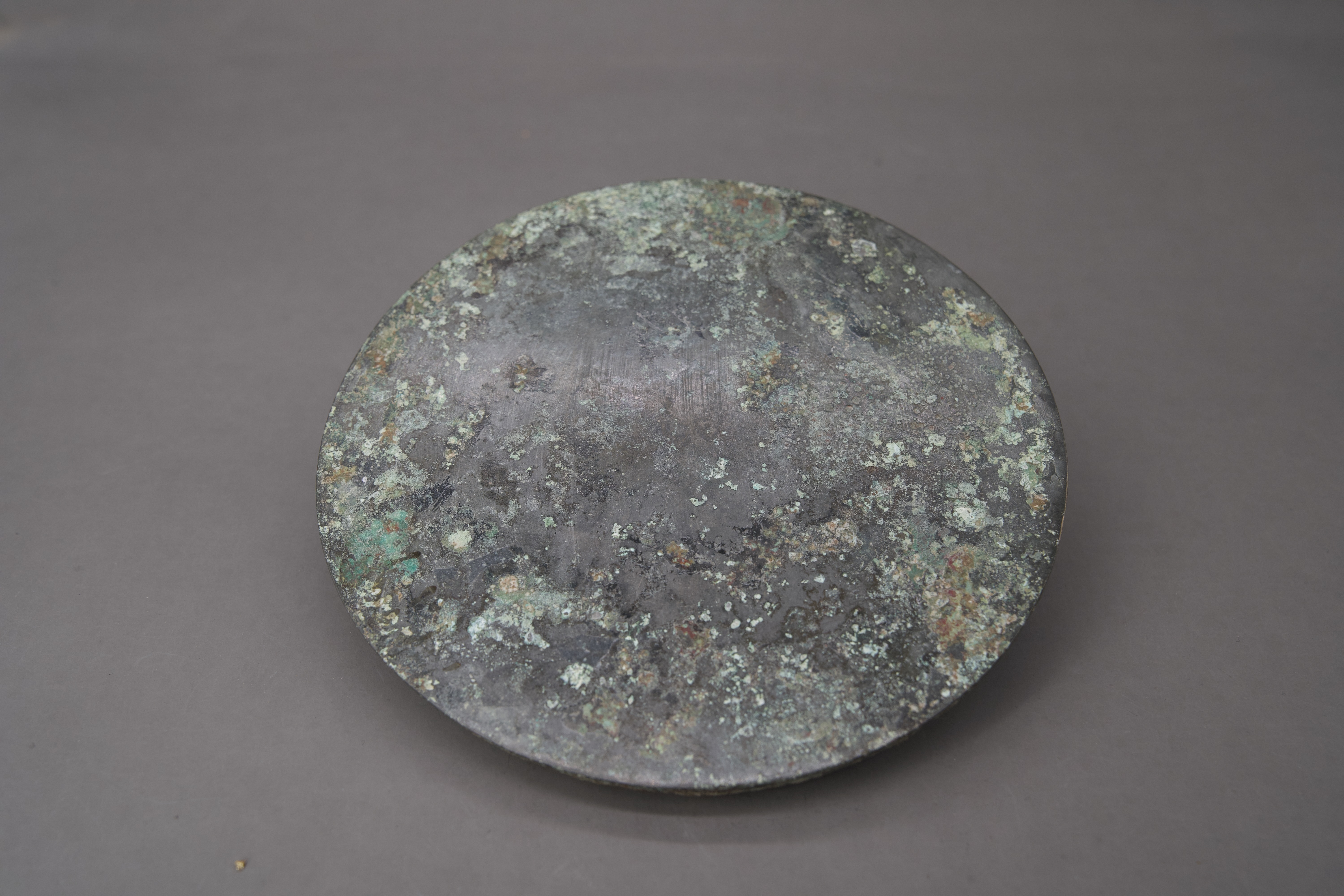 A Bronze 'lion and grapevine' Mirror,possibly Tang - Image 8 of 9