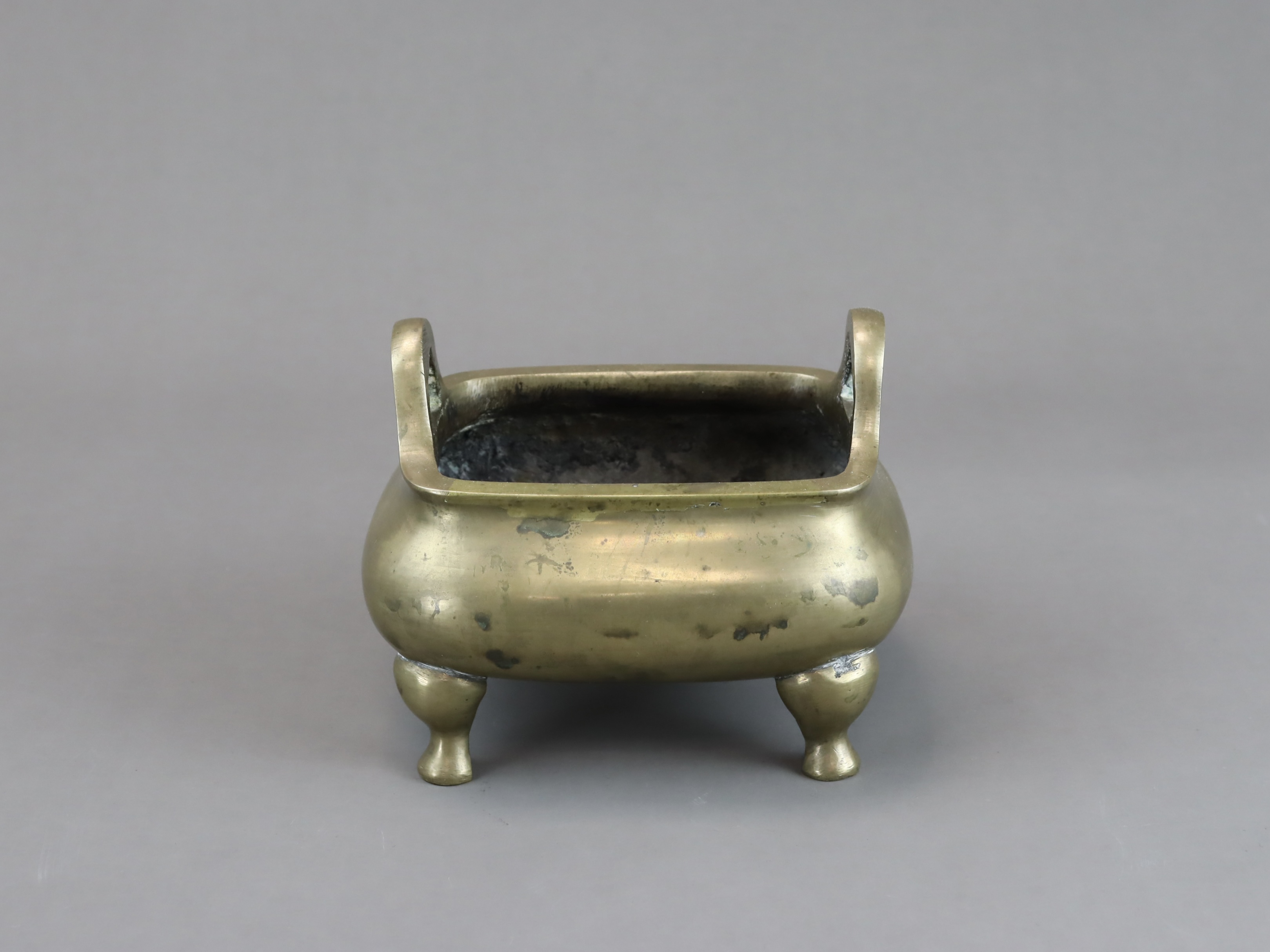 A four legged Bronze Censer, fang ding, seal mark, Qing dynasty - Image 5 of 7
