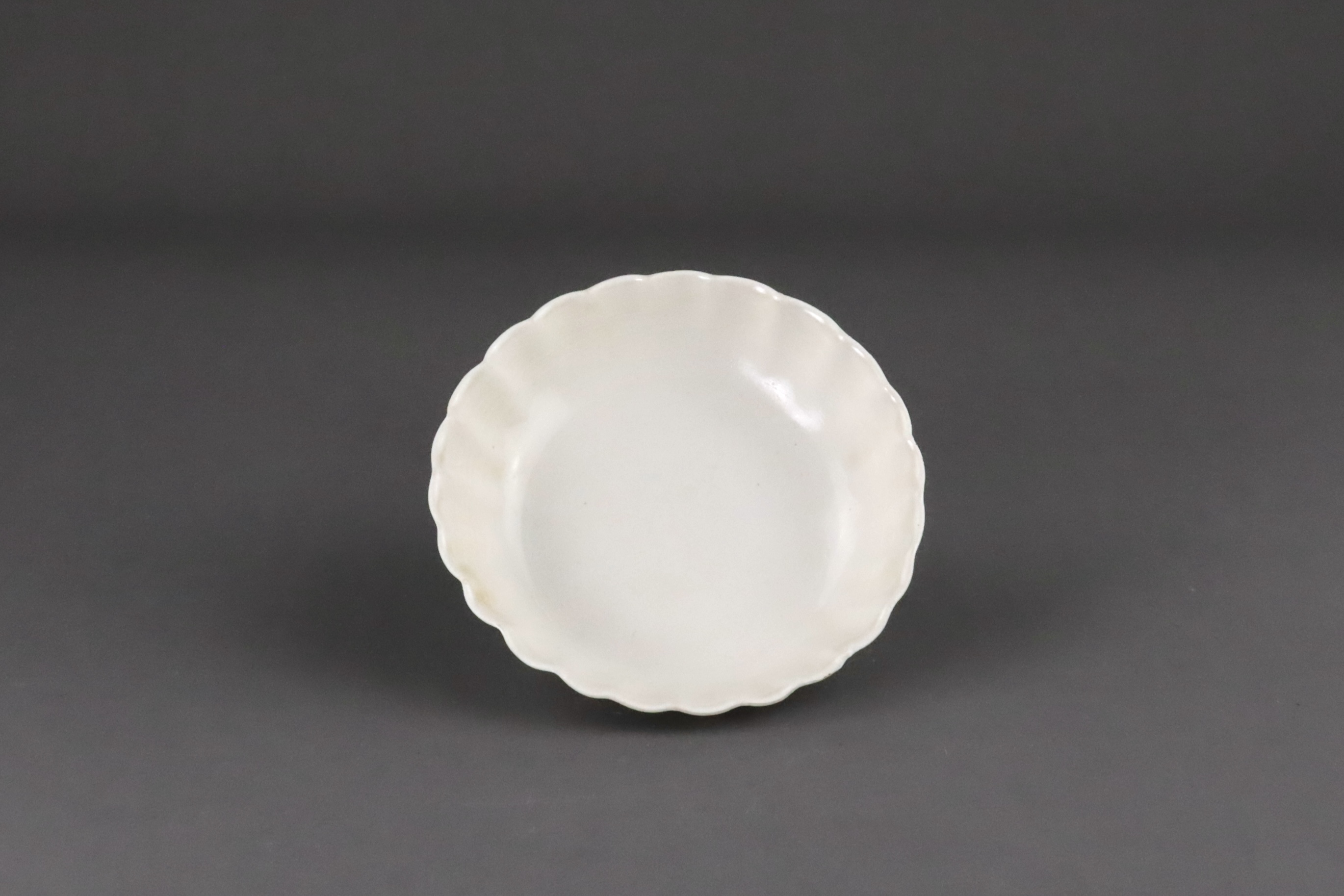 A Ding-type Floral Dish, Song dynasty - Image 3 of 8
