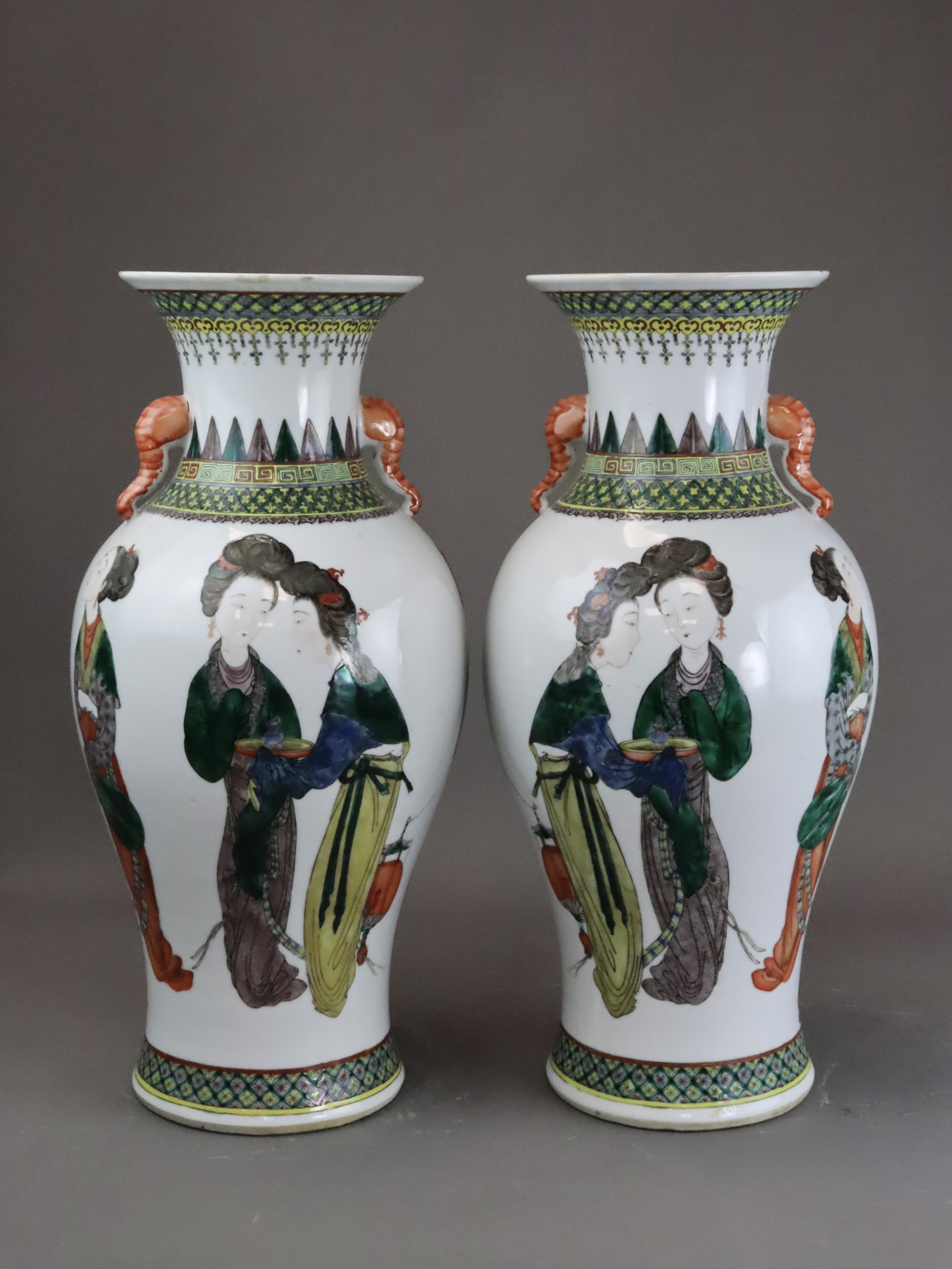 A  Pair of Erotic 'famille verte' Vases, 19th century - Image 9 of 11