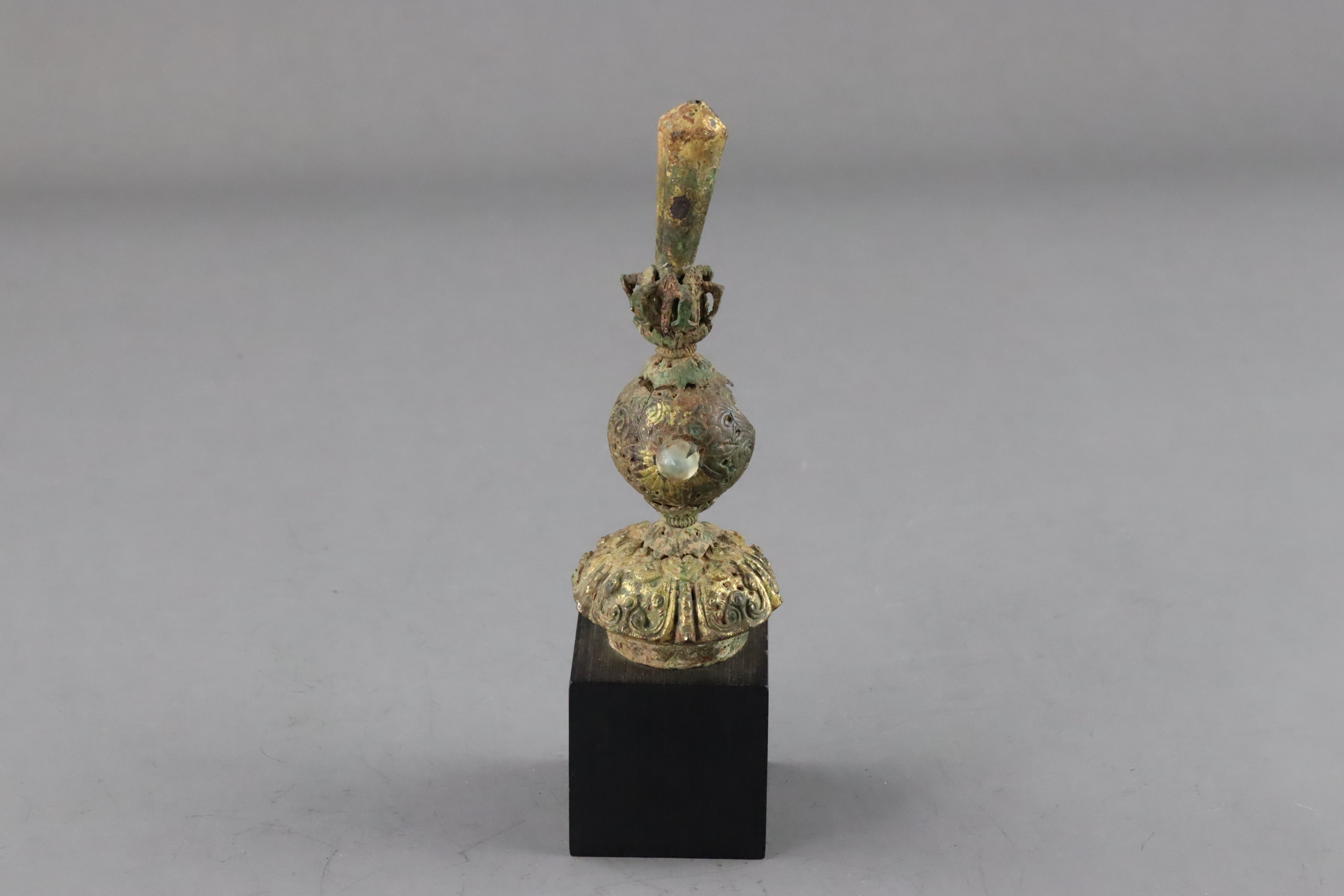 A Copper Gilt Hat Finial, Qing dynasty - Image 4 of 10
