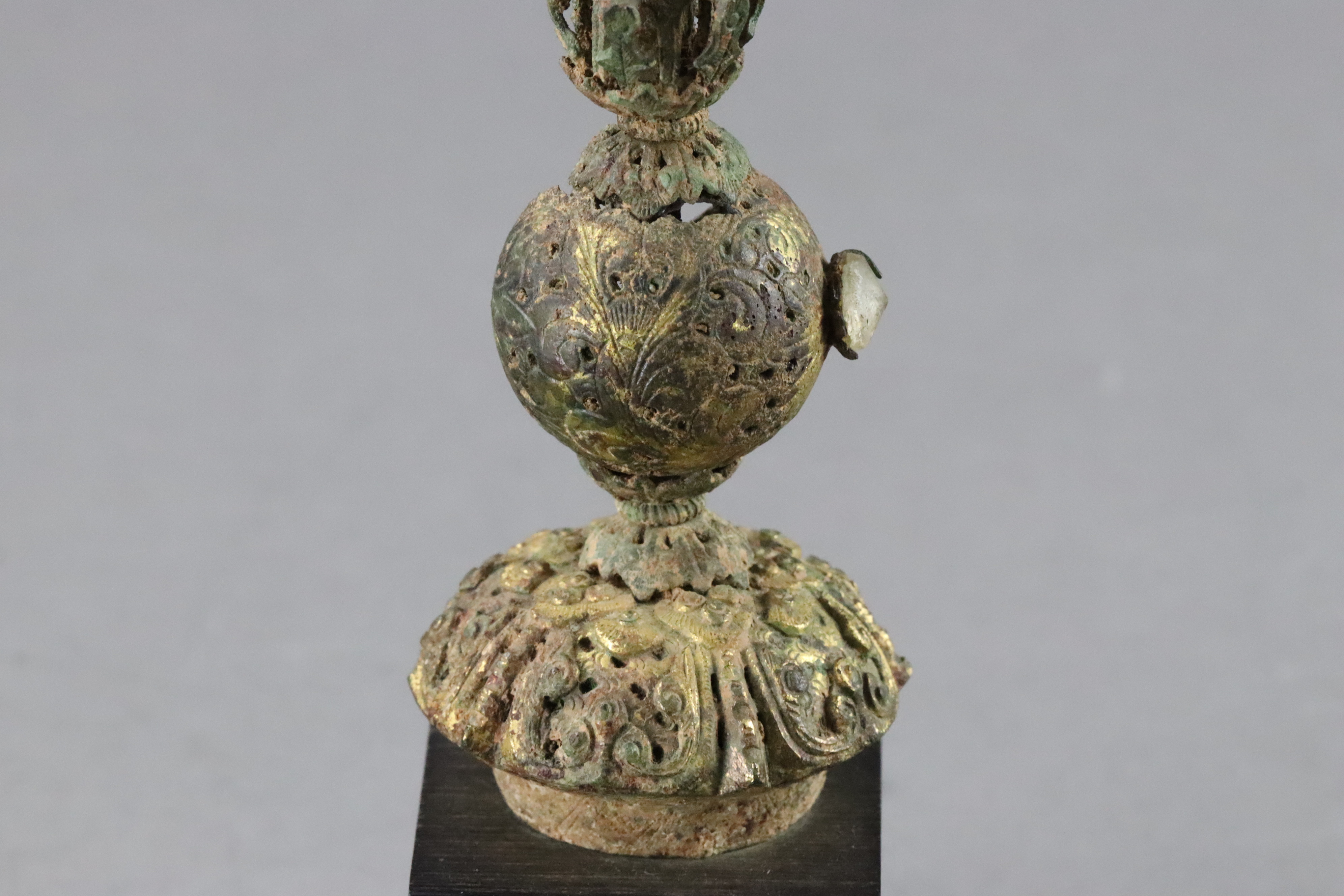 A Copper Gilt Hat Finial, Qing dynasty - Image 8 of 10