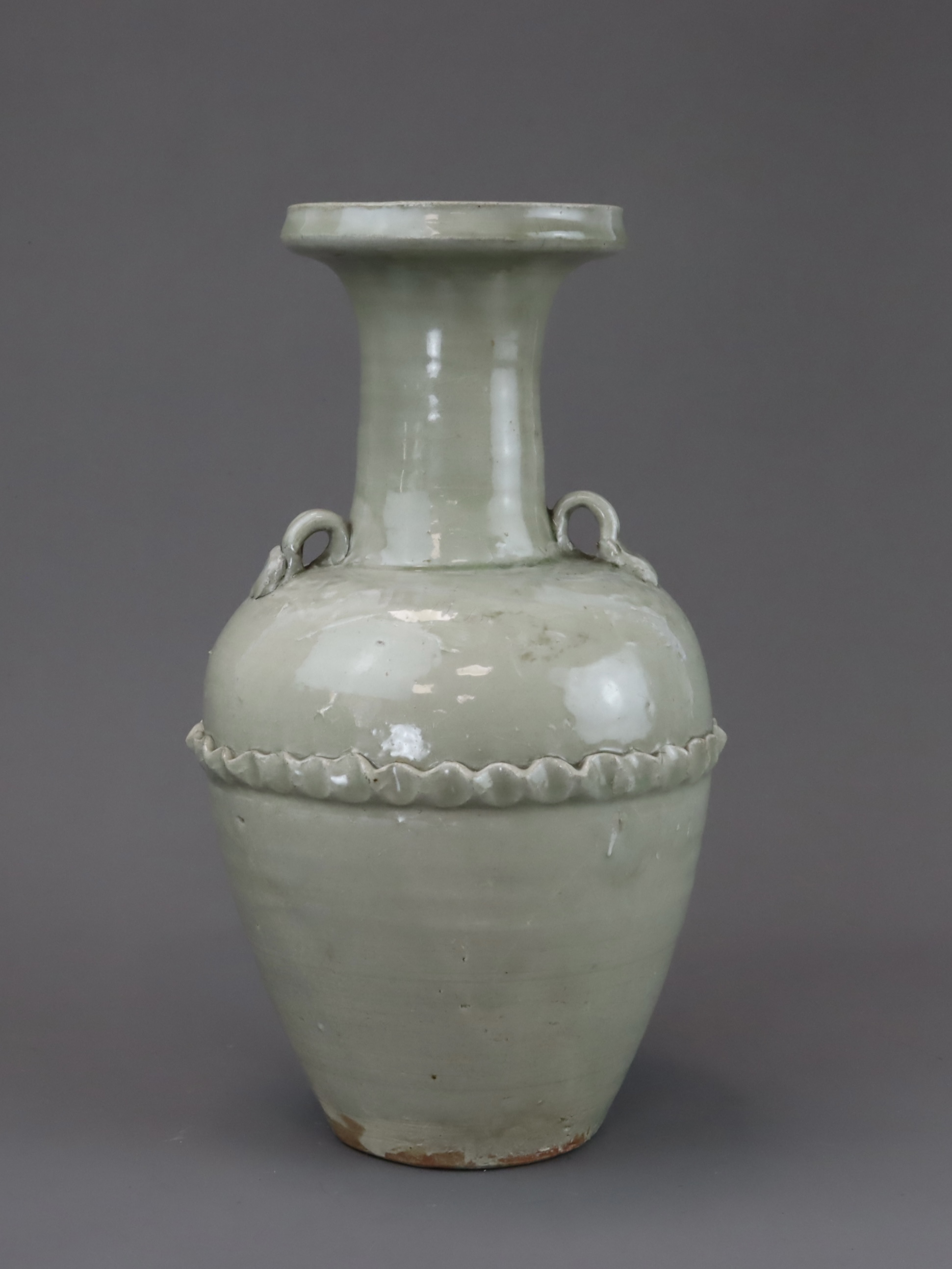 A Longquan Celadon Vase, Northern Song dynasty - Image 7 of 7