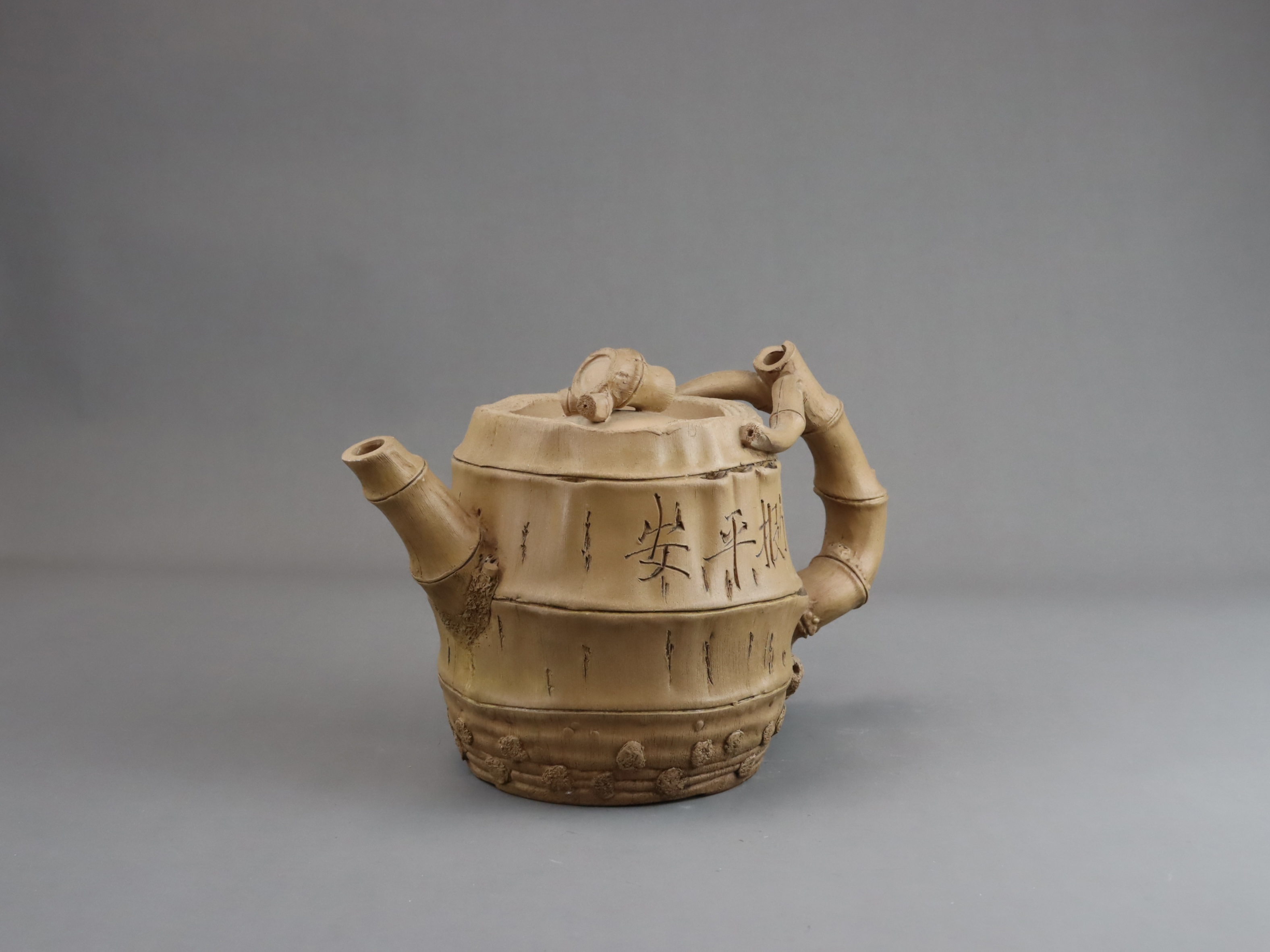 A Yixing Teapot and Cover of Bamboo Form, late Qing/early Republic - Image 2 of 8