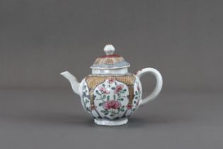 A finely enamelled 'famille rose' Teapot and Cover, Yongzheng,