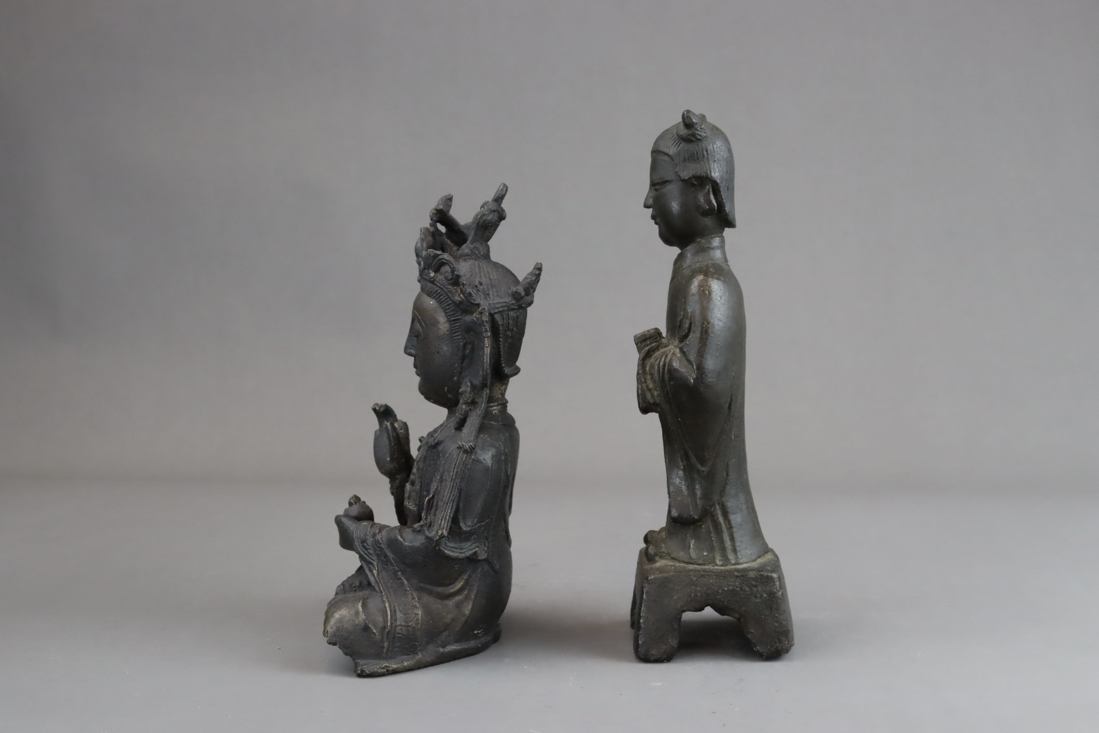 A Bronze Seated Bodhisattva, and a Standing Acolyte, Ming dynasty - Image 4 of 14
