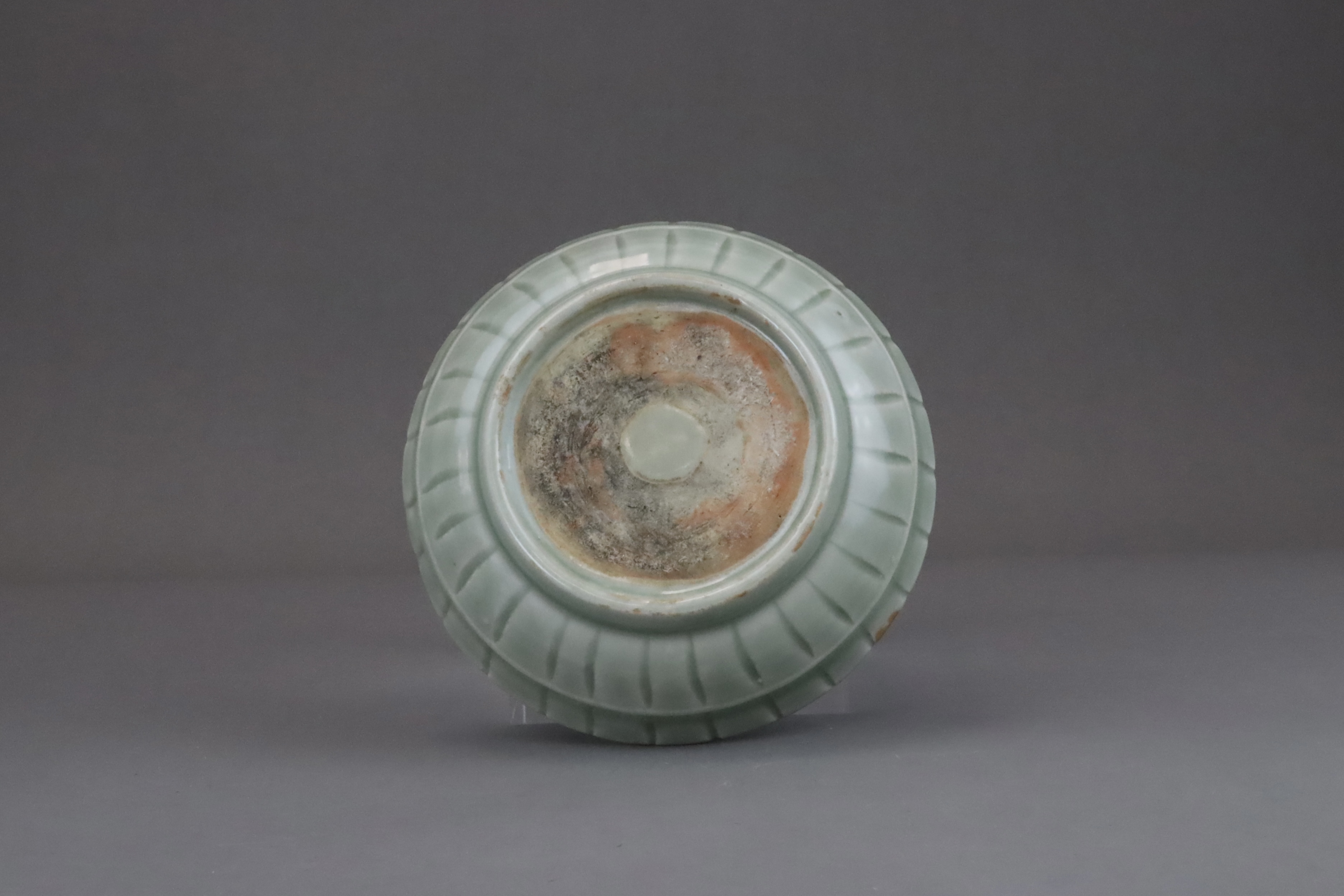 A Longquan Celadon Washer, Yuan dynasty or later - Image 3 of 6