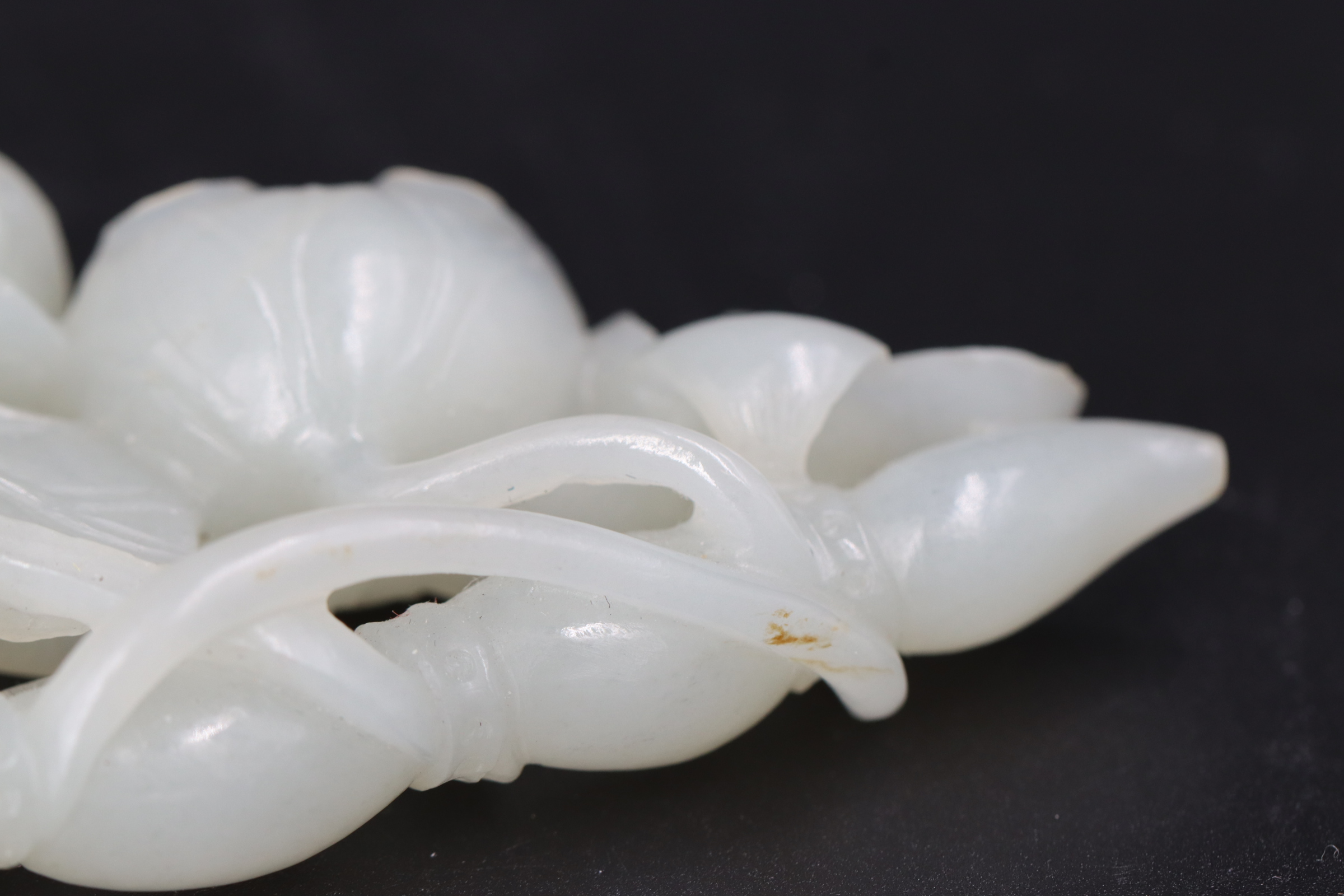 A White Jade Lotus Flower and Root, Qing dynasty - Image 5 of 12