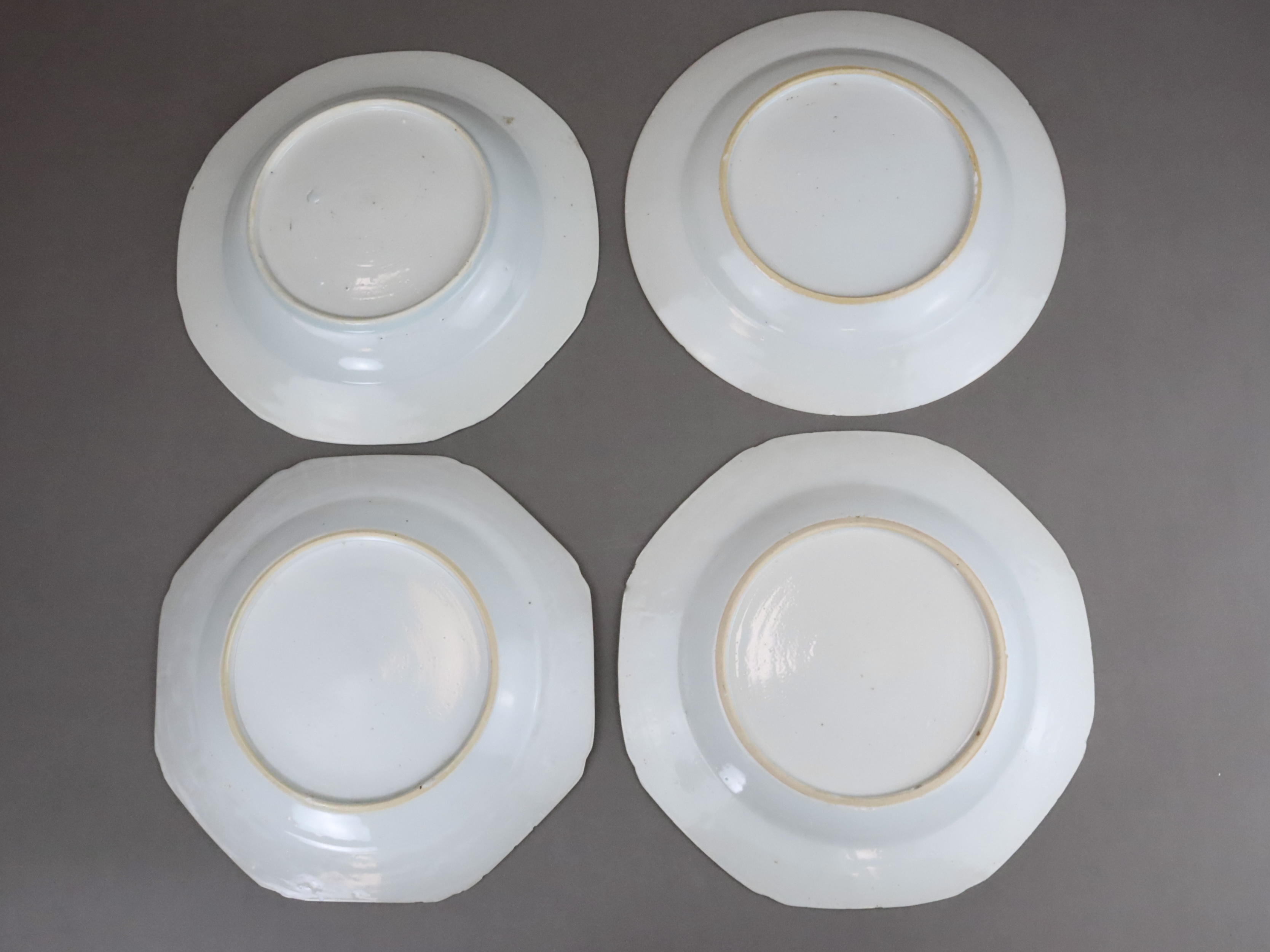 A Set of 9  Blue and White and 'famille rose' Plates, Qianlong - Image 11 of 11