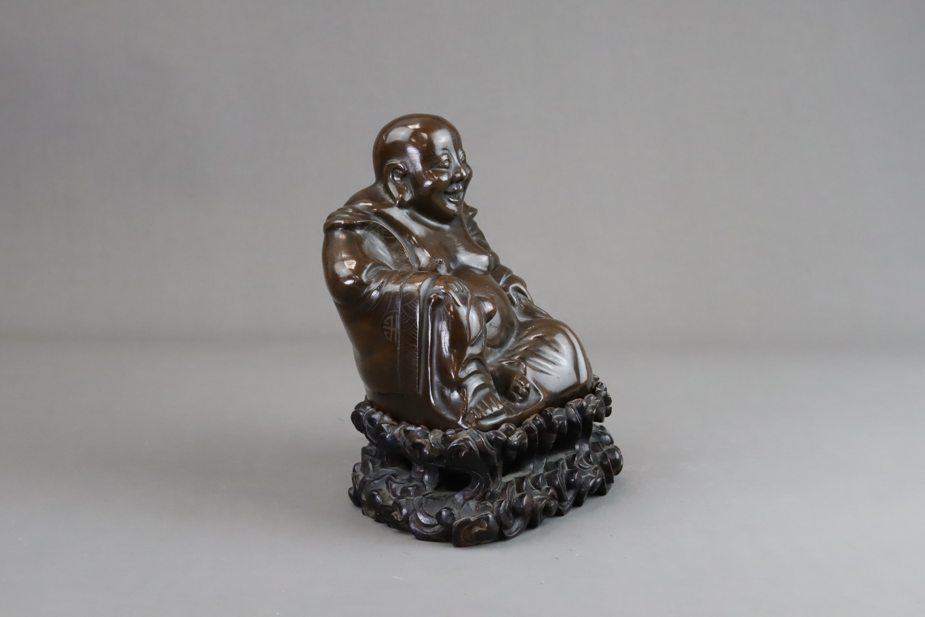 A Seated Inlaid Bronze Budai, Qing dynasty, - Image 7 of 9