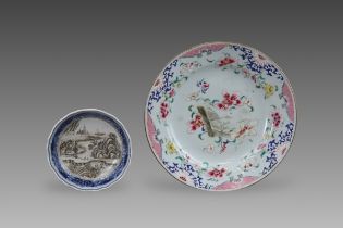 A 'famille rose' Floral Plate and A Blue and White and Grisaille-decorated Landscape Saucer, Yongzhe