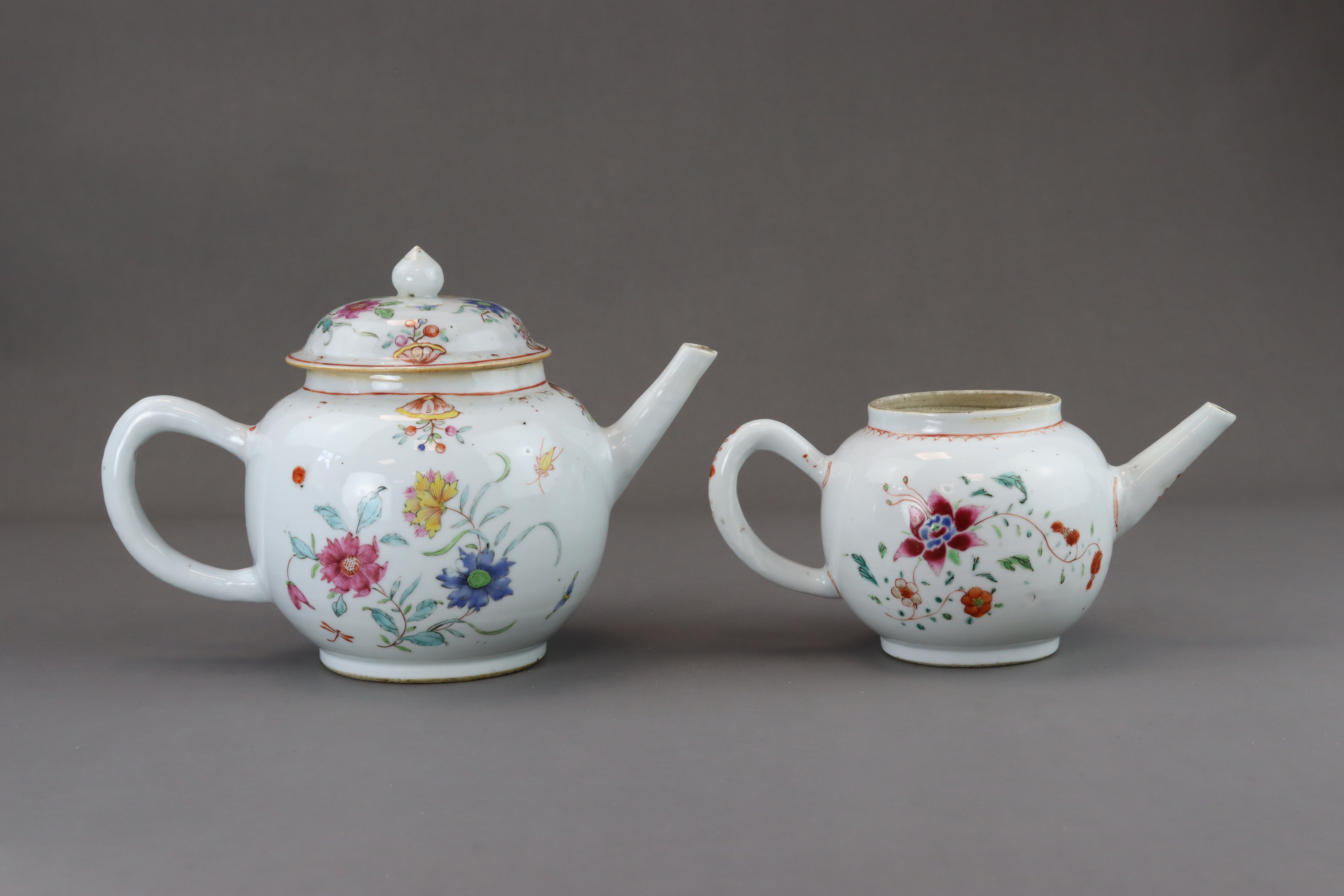 Two 'famille rose' Floral Teapots and Lid, Qinglong