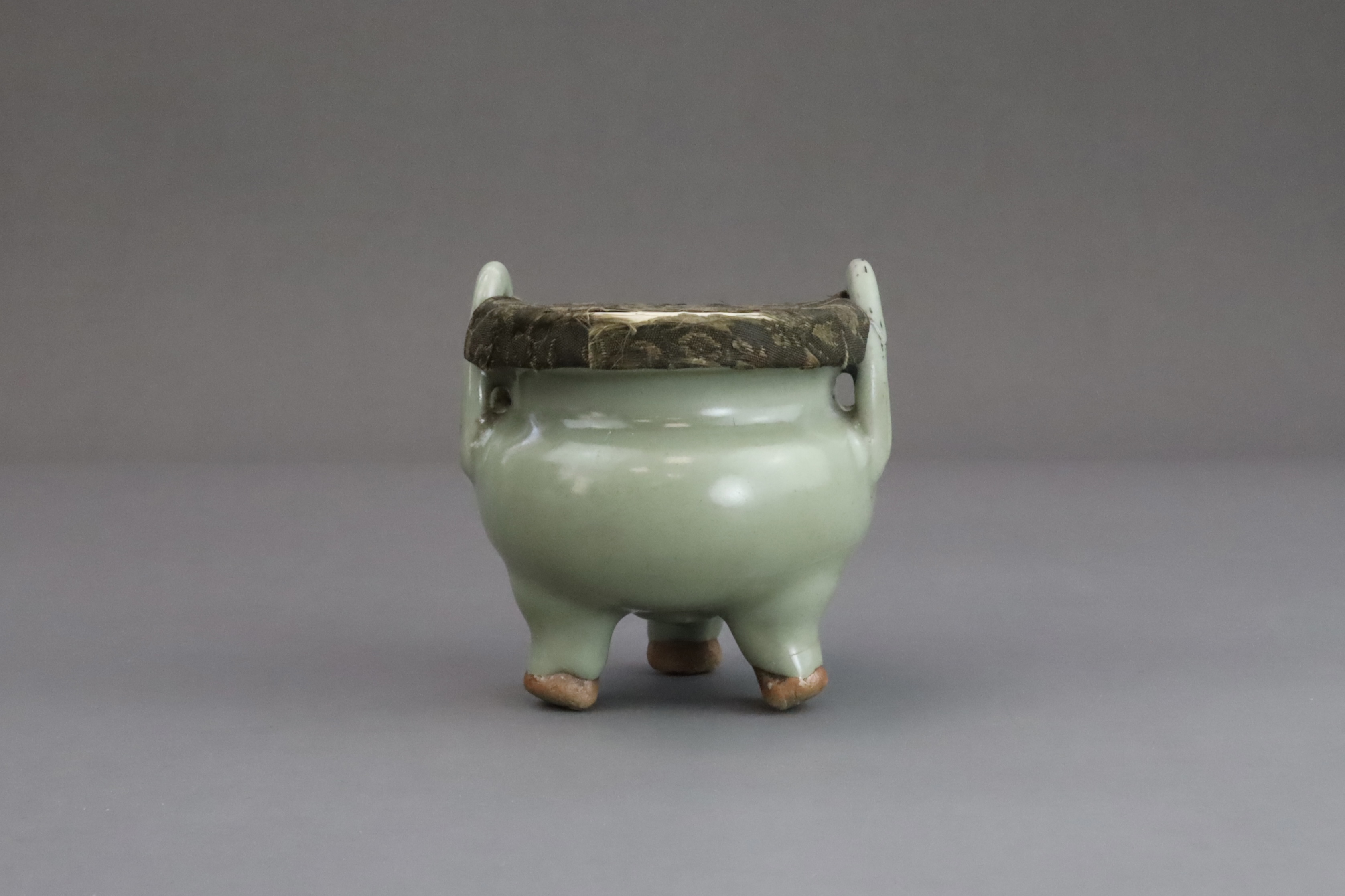 A Longquan Celadon Tripod Incense Burner, Yuan dynasty  - Image 2 of 12