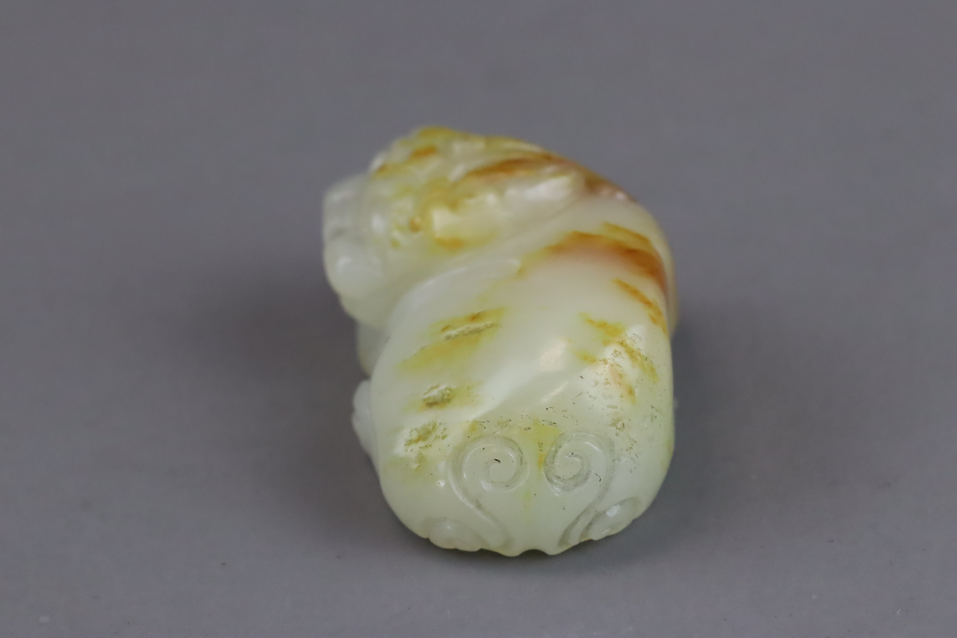 A Celadon Jade Seated Qilin, early Qing dynasty, - Image 5 of 10