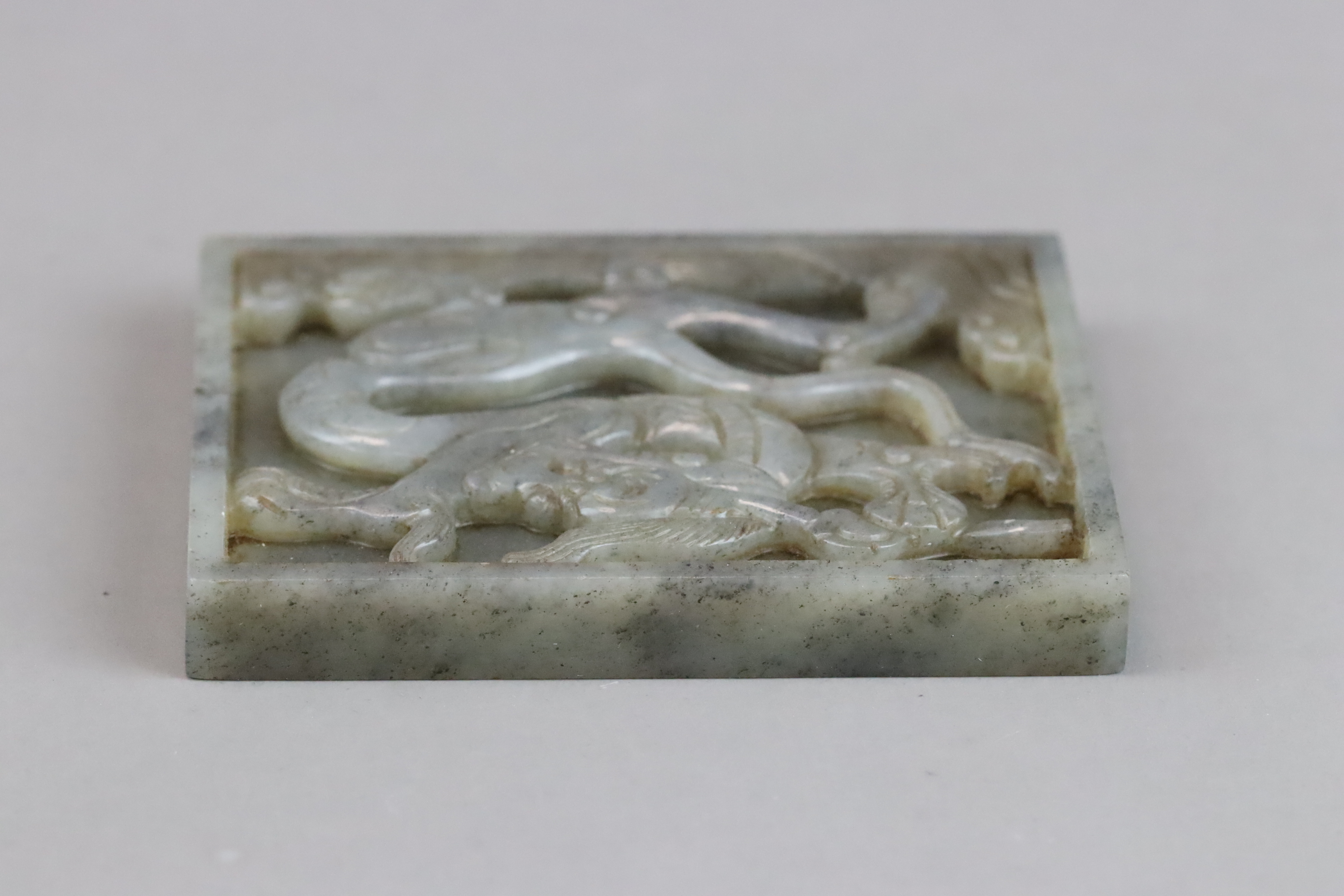 A Grey and Black Jade Dragon Belt Plaque, Ming dynasty - Image 2 of 8