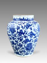 A Blue and White Lotus Scroll Jar, Kangxi,