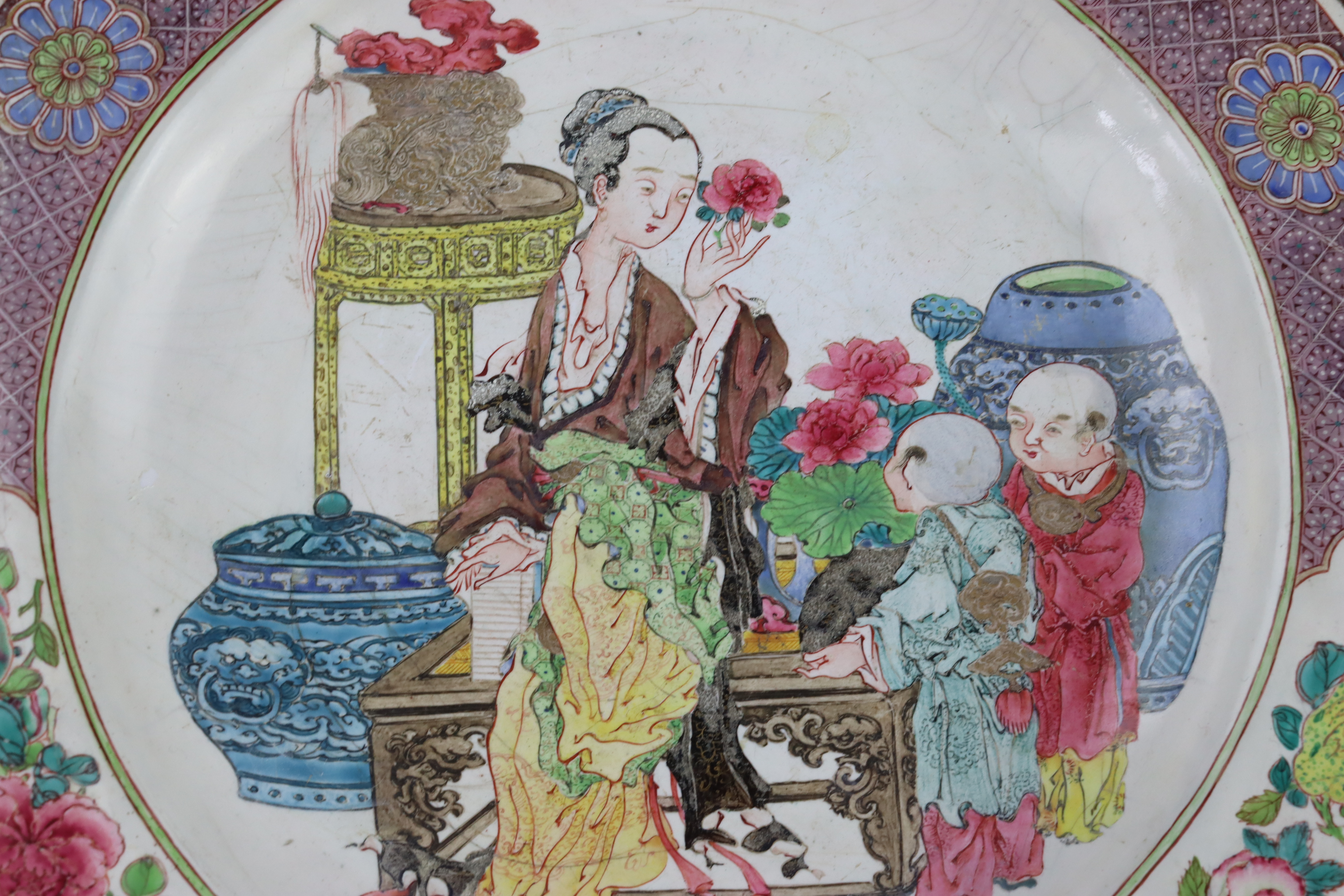 A Ruby Back Canton Enamel 'Ladies' Plate, Yongzheng - Image 6 of 6