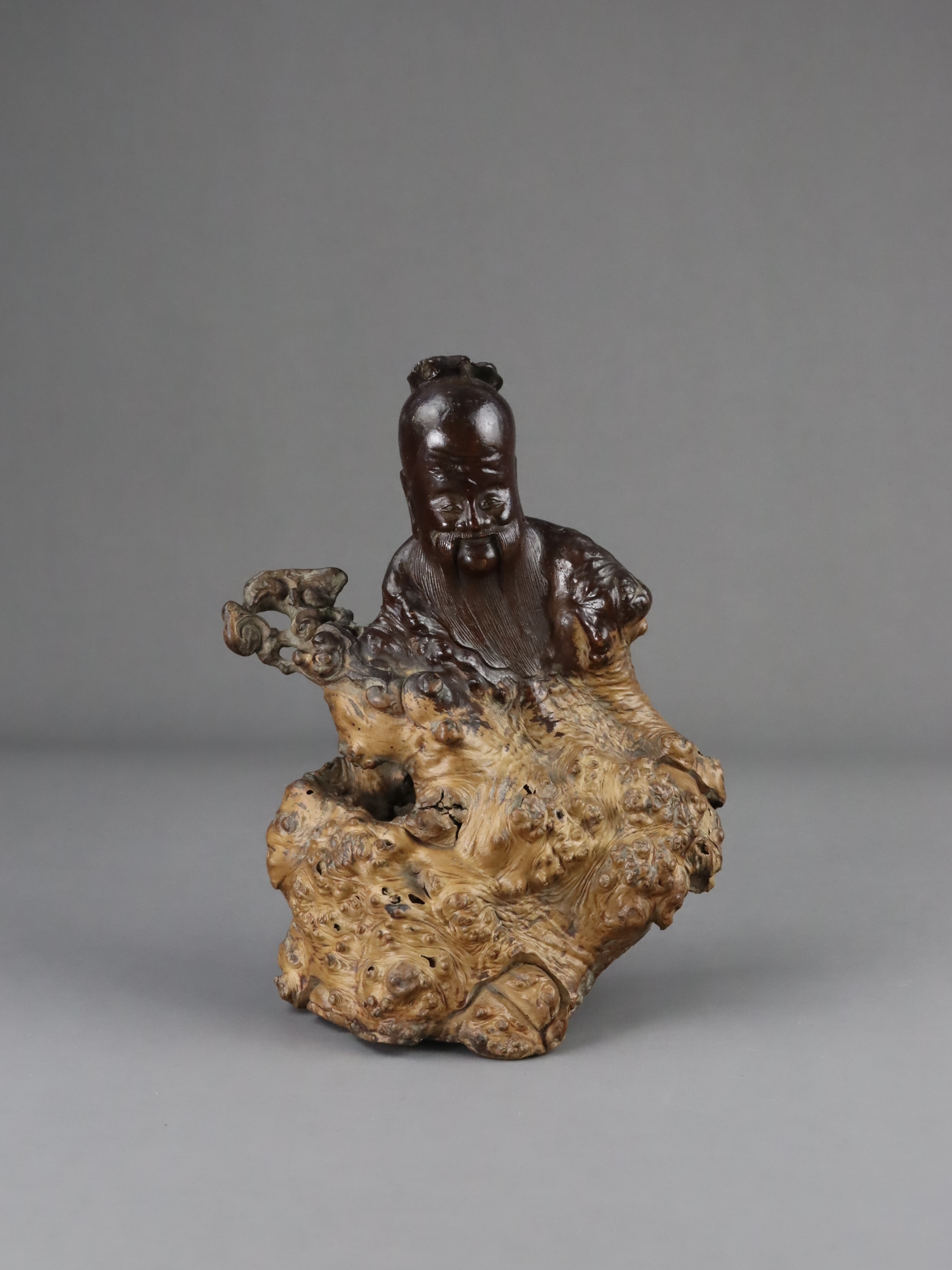 A Root Wood Carving of Shoulao, Qing dynasty - Image 8 of 11