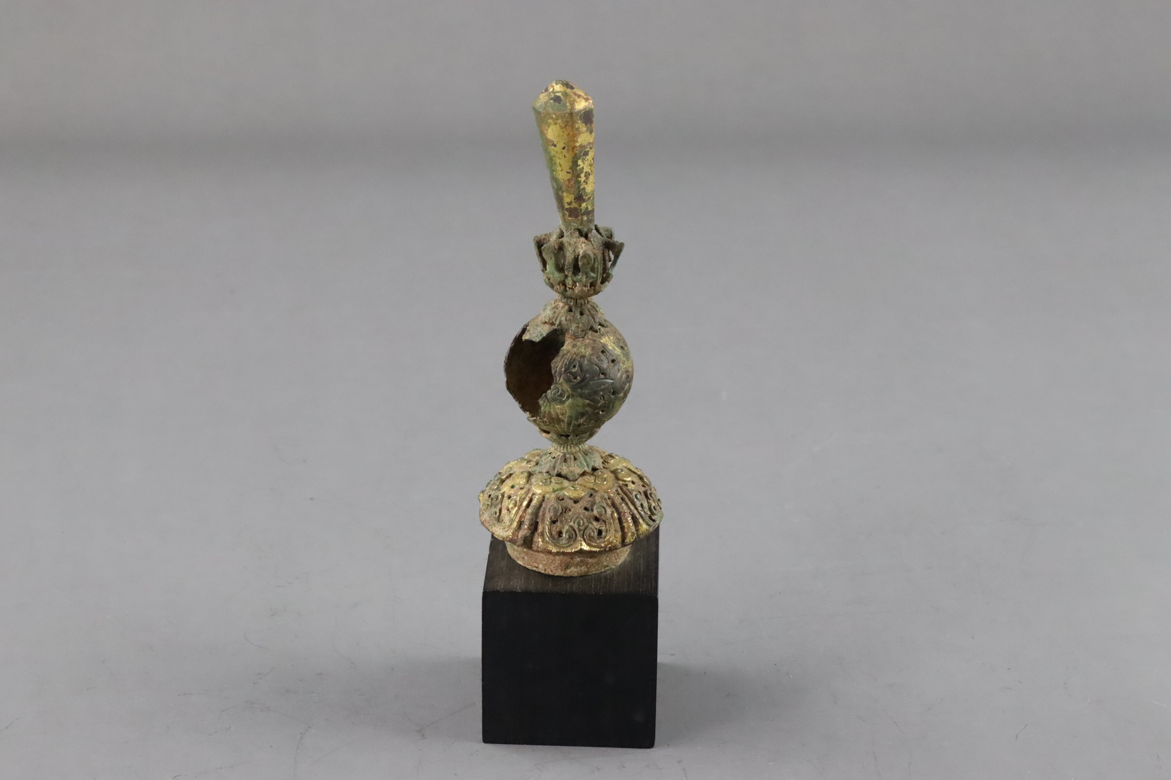 A Copper Gilt Hat Finial, Qing dynasty - Image 2 of 10