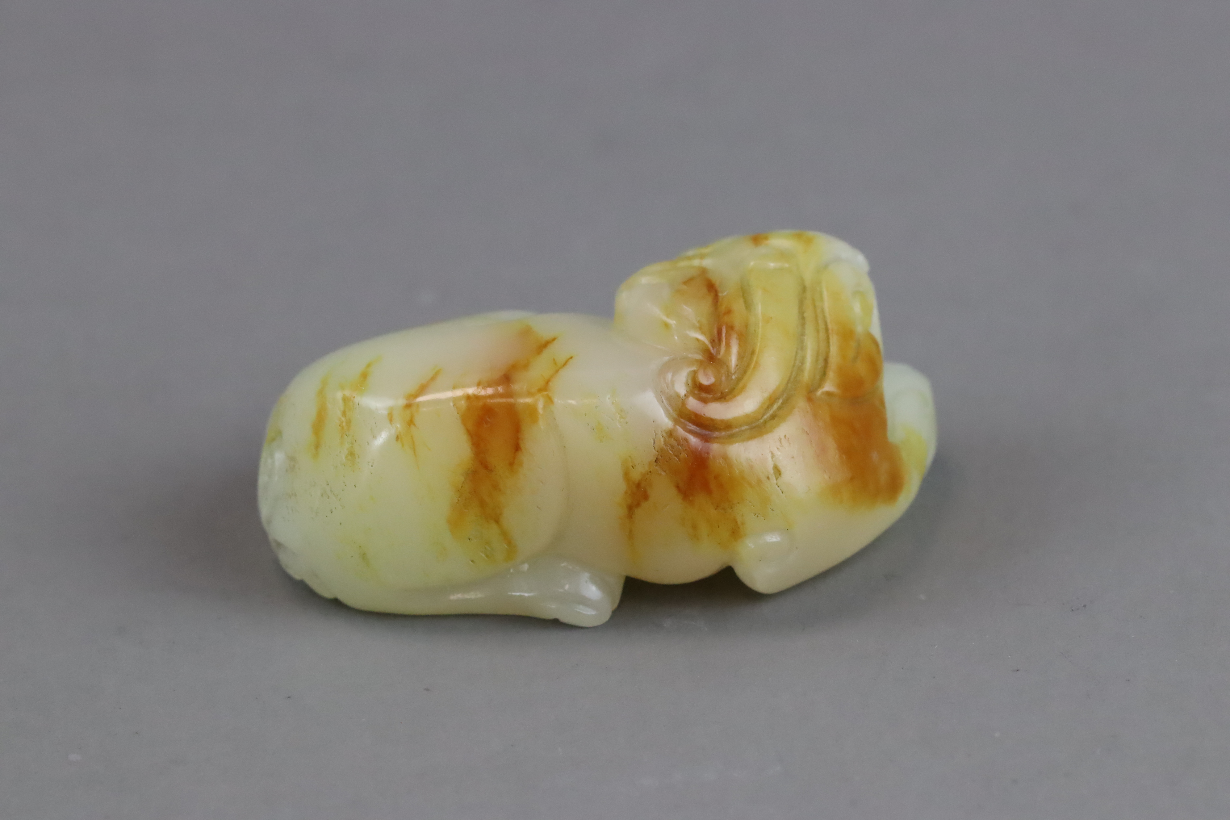 A Celadon Jade Seated Qilin, early Qing dynasty, - Image 7 of 10