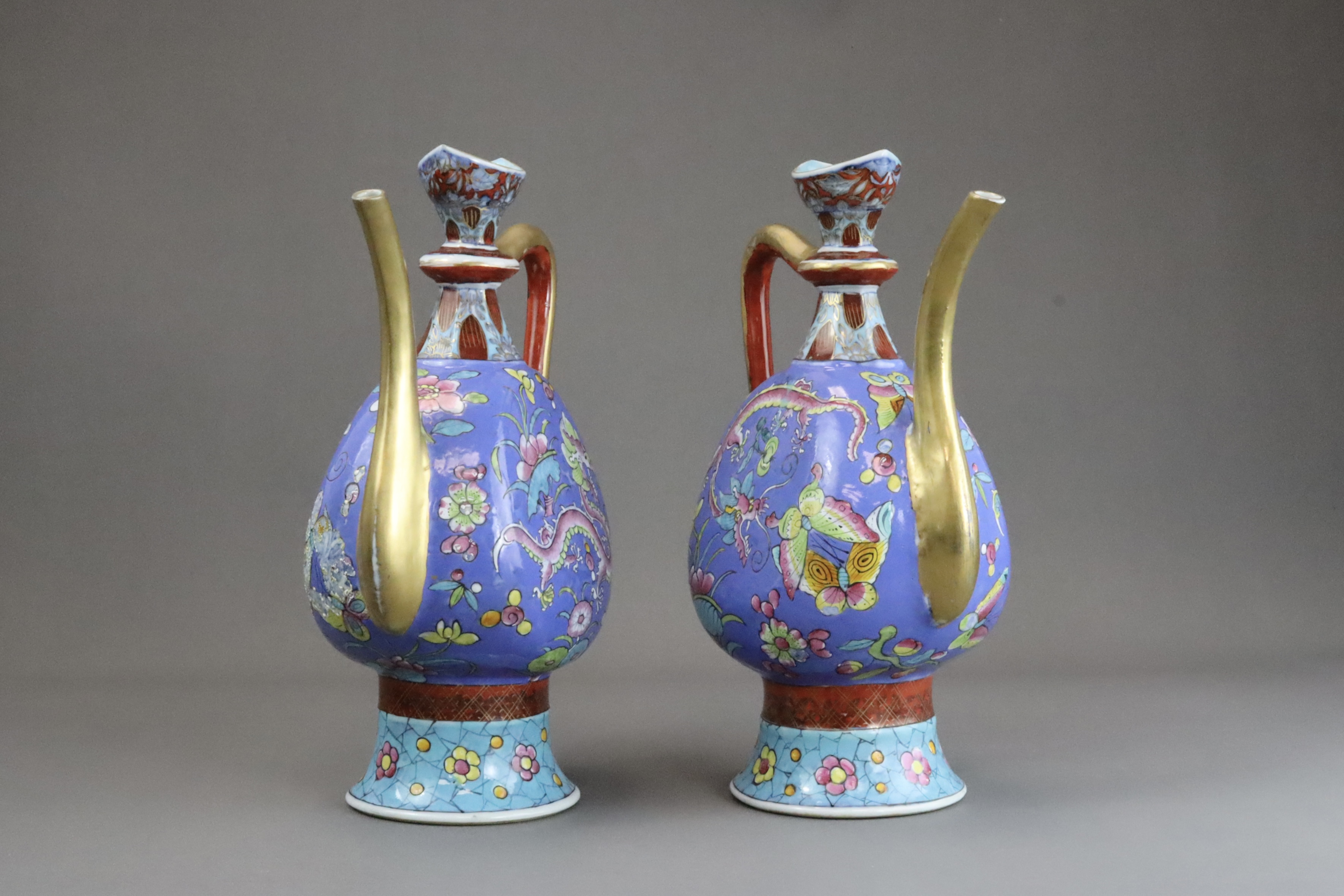 A Rare Pair of  European decorated Ewers , Kangxi - Image 7 of 11
