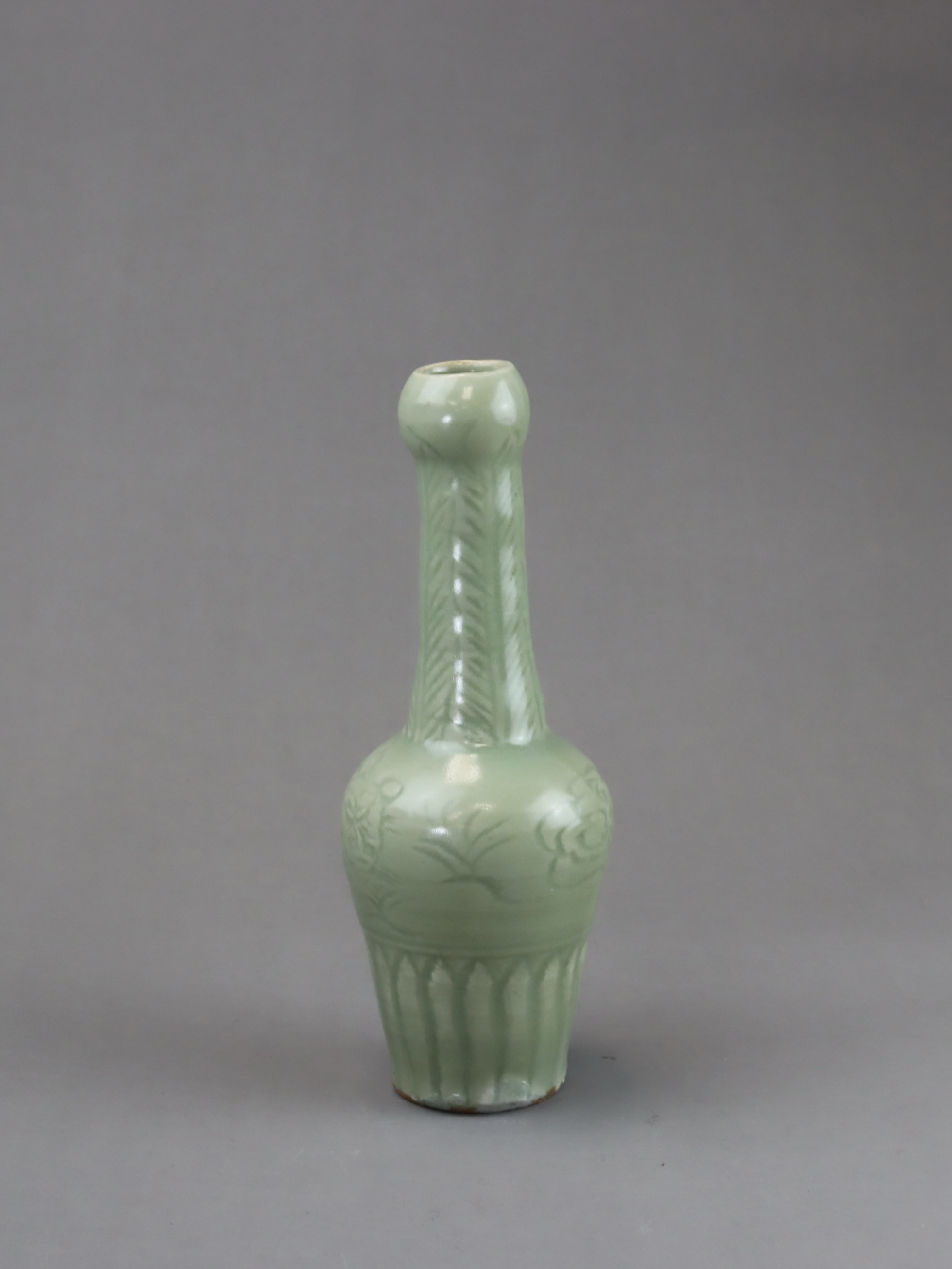 A Rare Longquan Celadon Carved 'Tiger' Vase, Yuan dynasty - Image 6 of 7